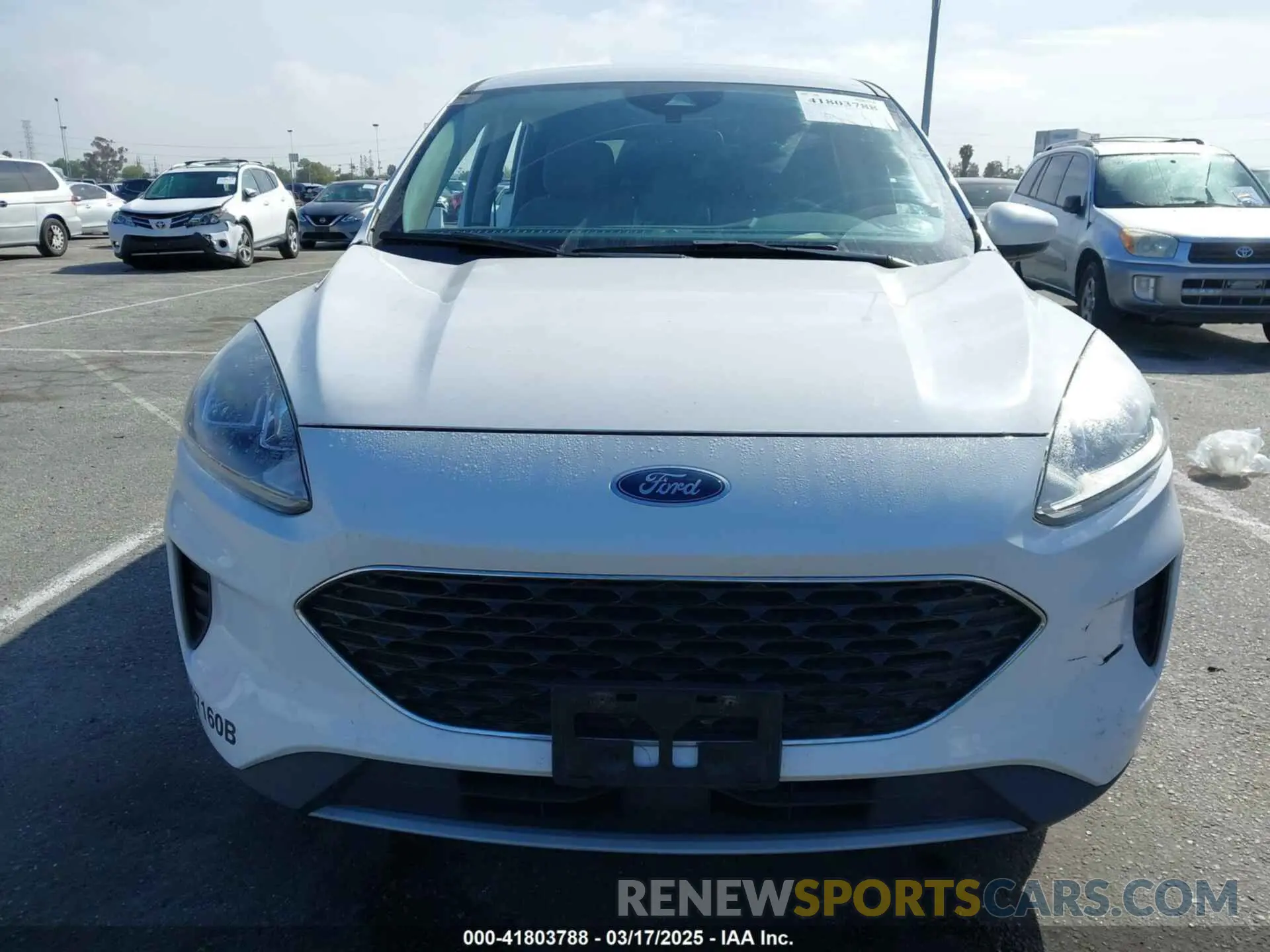 13 Photograph of a damaged car 1FMCU0G64LUA86255 FORD ESCAPE 2020