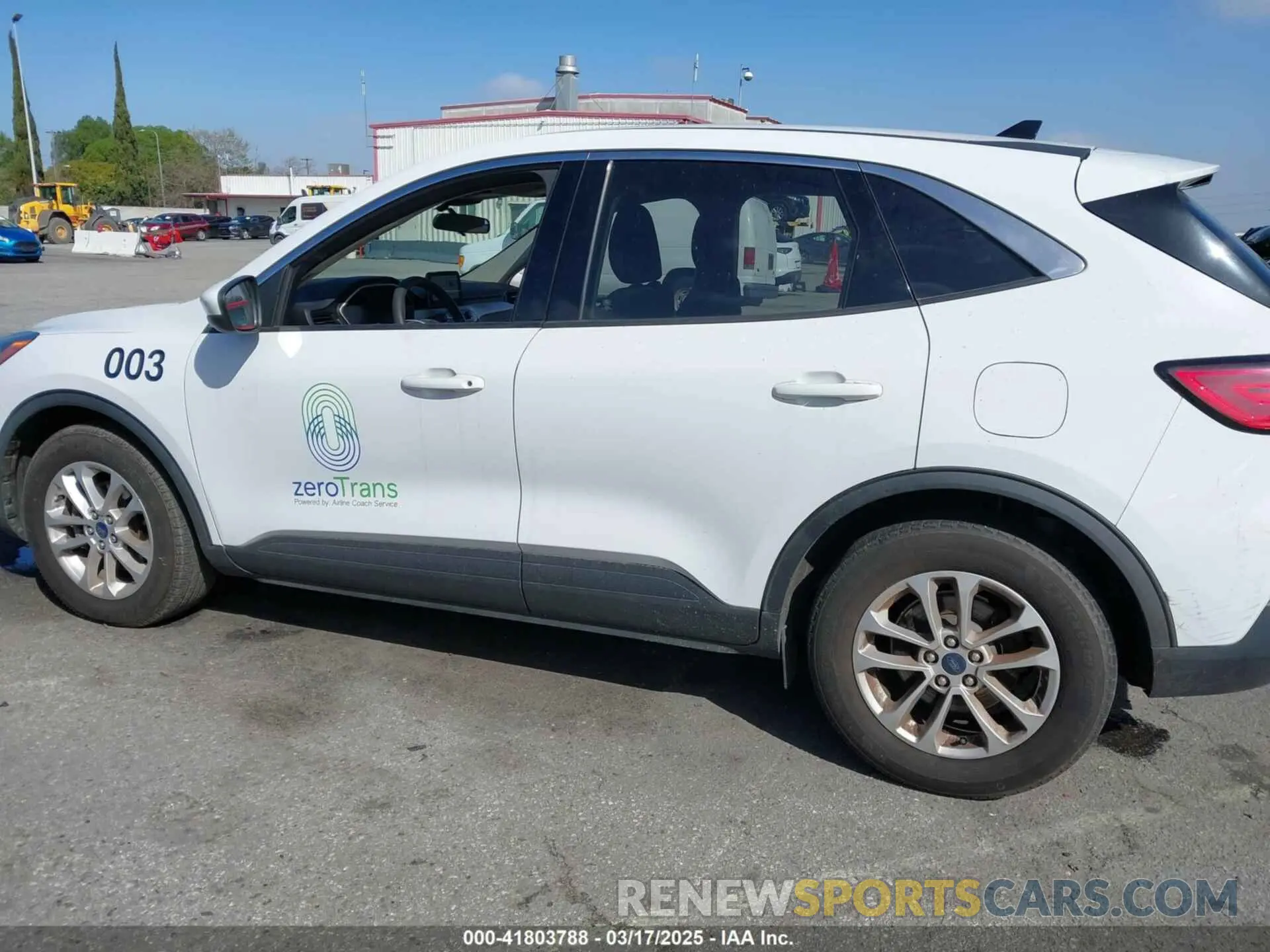 15 Photograph of a damaged car 1FMCU0G64LUA86255 FORD ESCAPE 2020