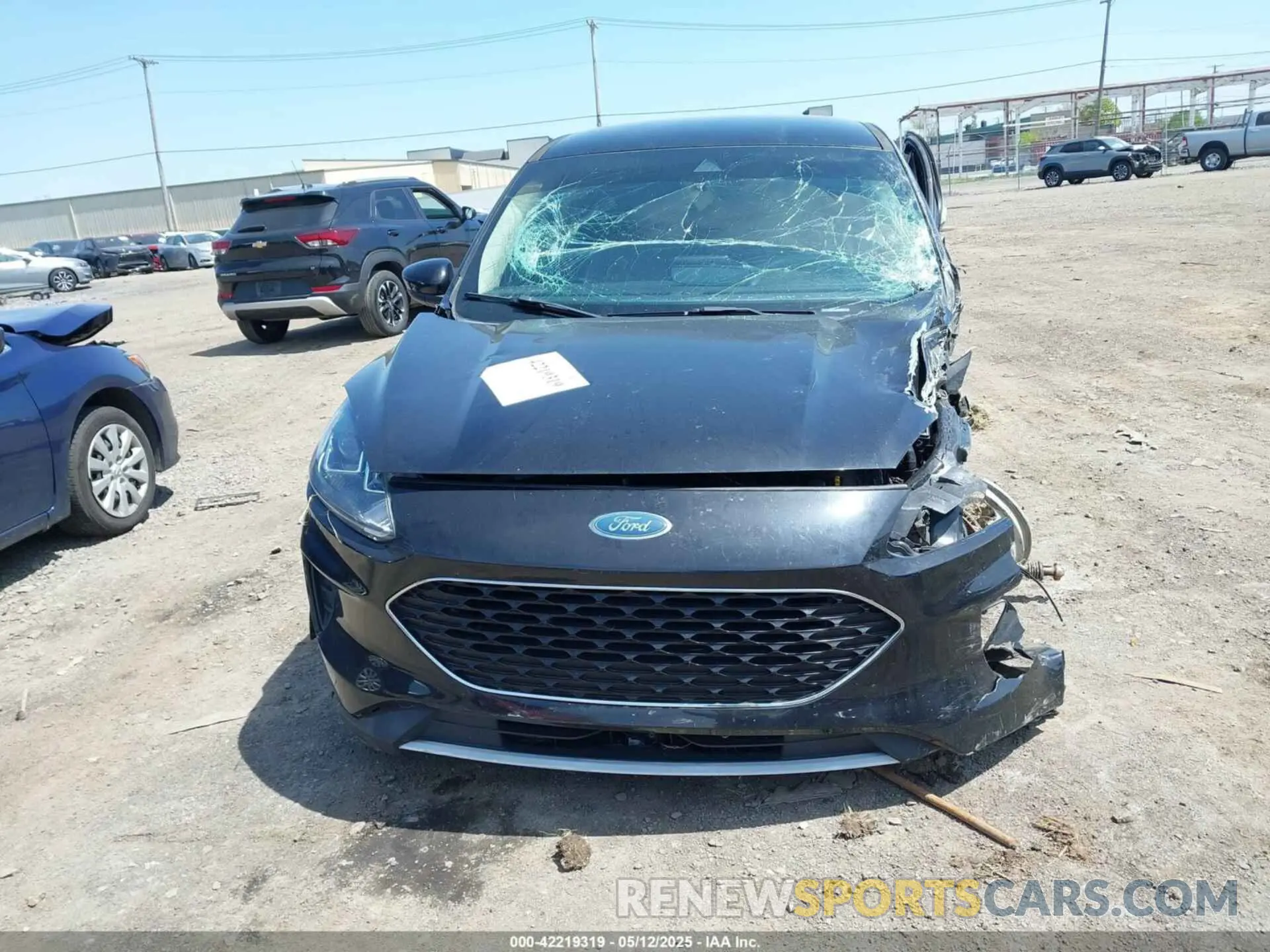11 Photograph of a damaged car 1FMCU0G64LUA93755 FORD ESCAPE 2020
