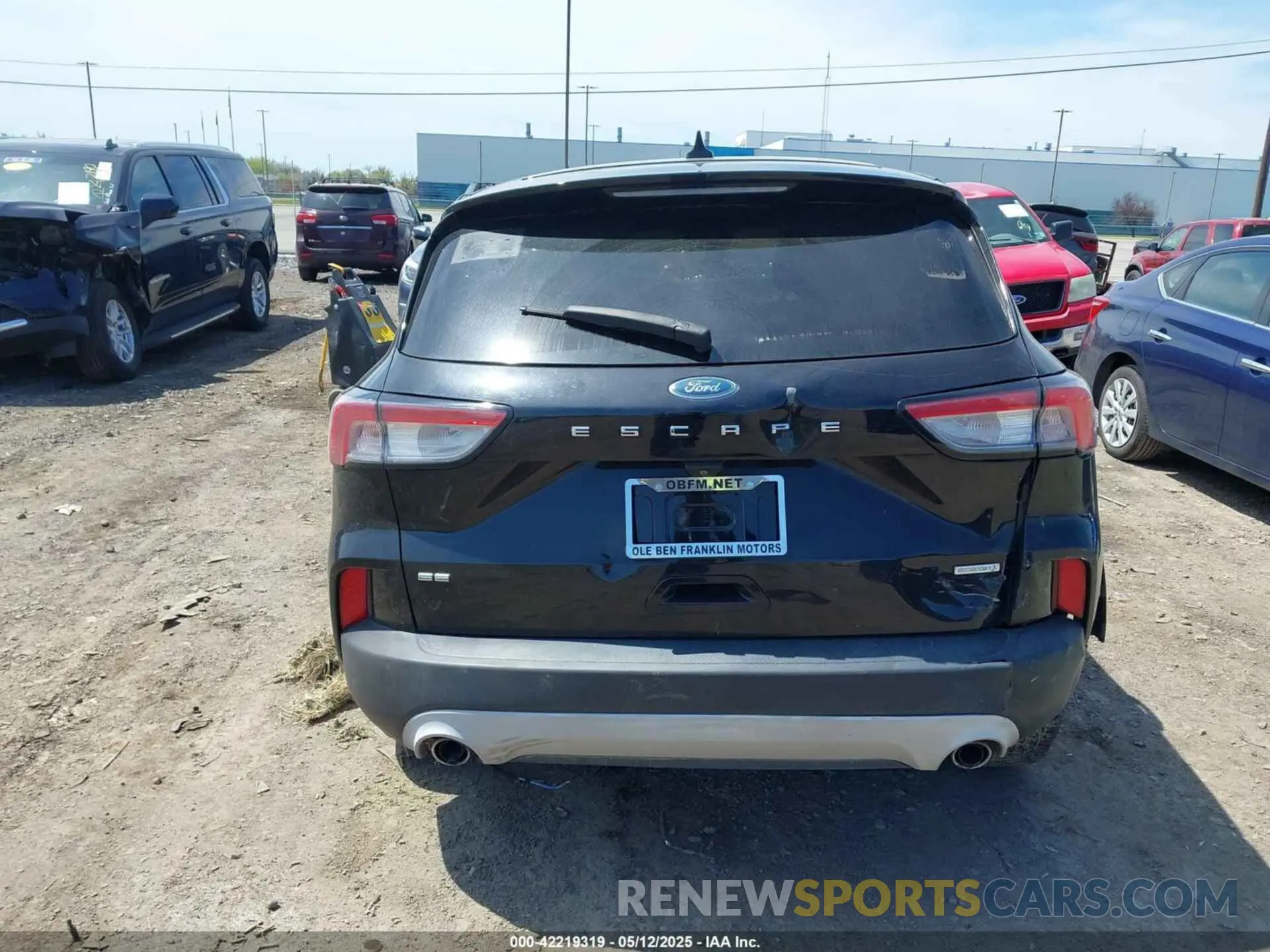 15 Photograph of a damaged car 1FMCU0G64LUA93755 FORD ESCAPE 2020