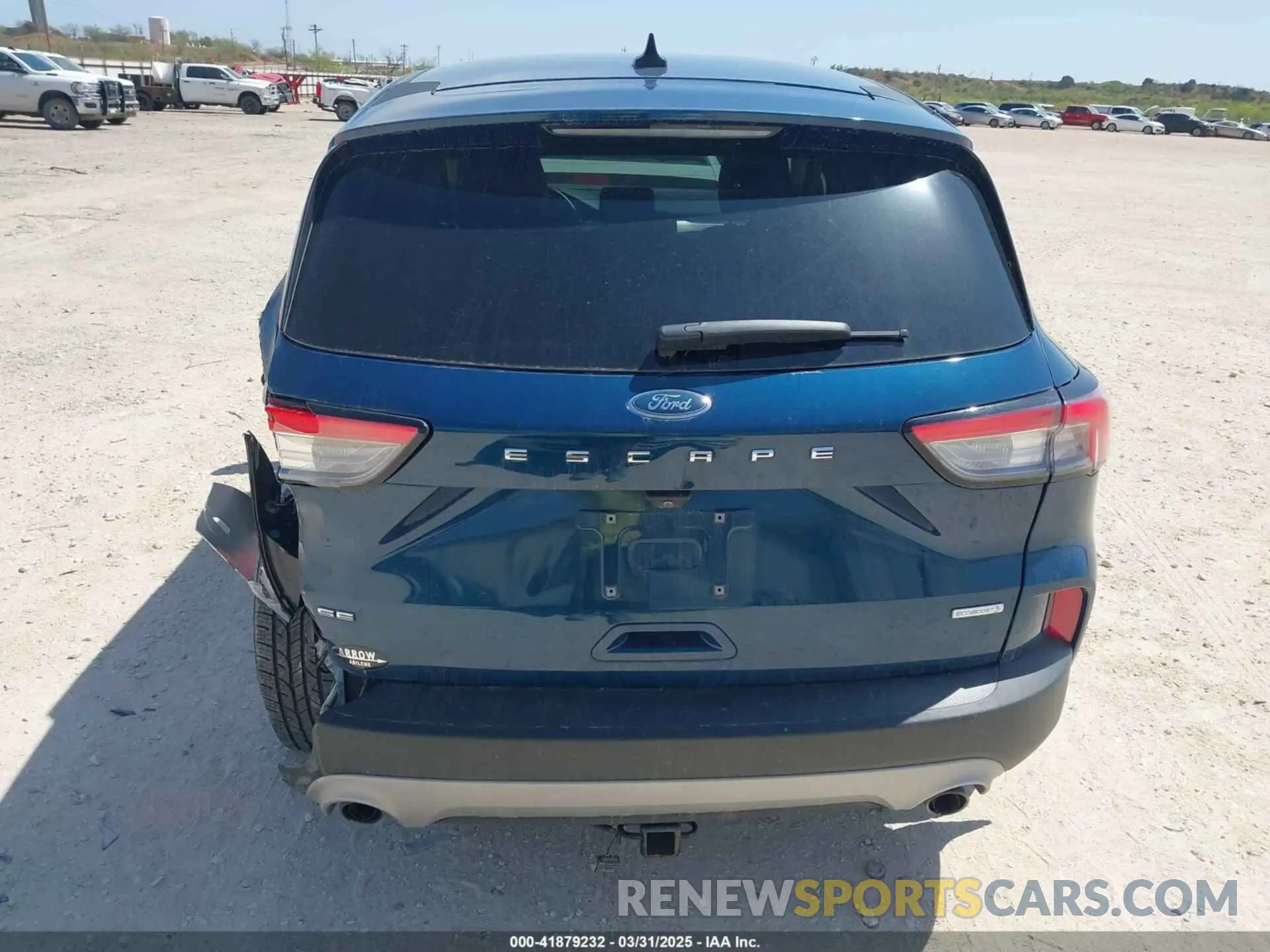 16 Photograph of a damaged car 1FMCU0G64LUB77462 FORD ESCAPE 2020