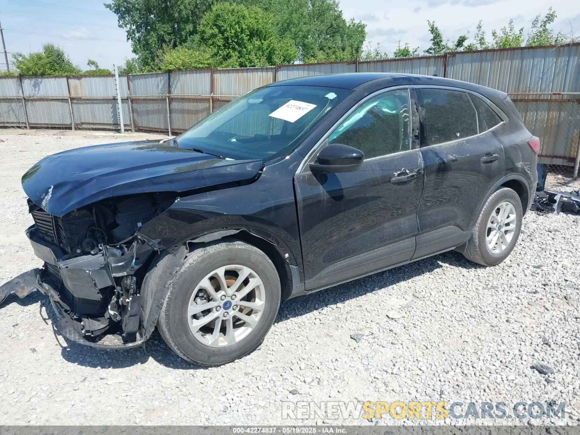 2 Photograph of a damaged car 1FMCU0G64LUB89305 FORD ESCAPE 2020