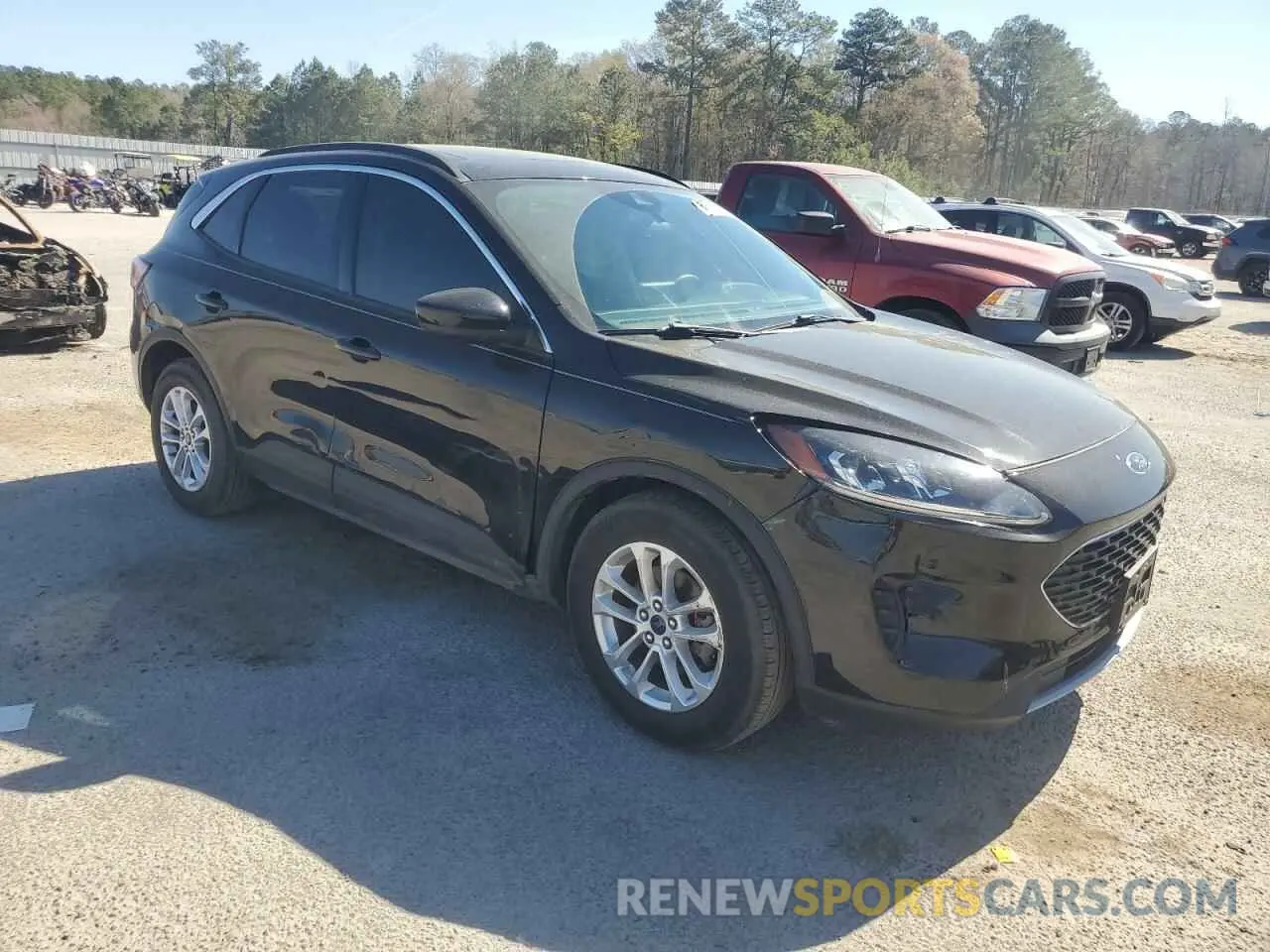 4 Photograph of a damaged car 1FMCU0G64LUB94410 FORD ESCAPE 2020