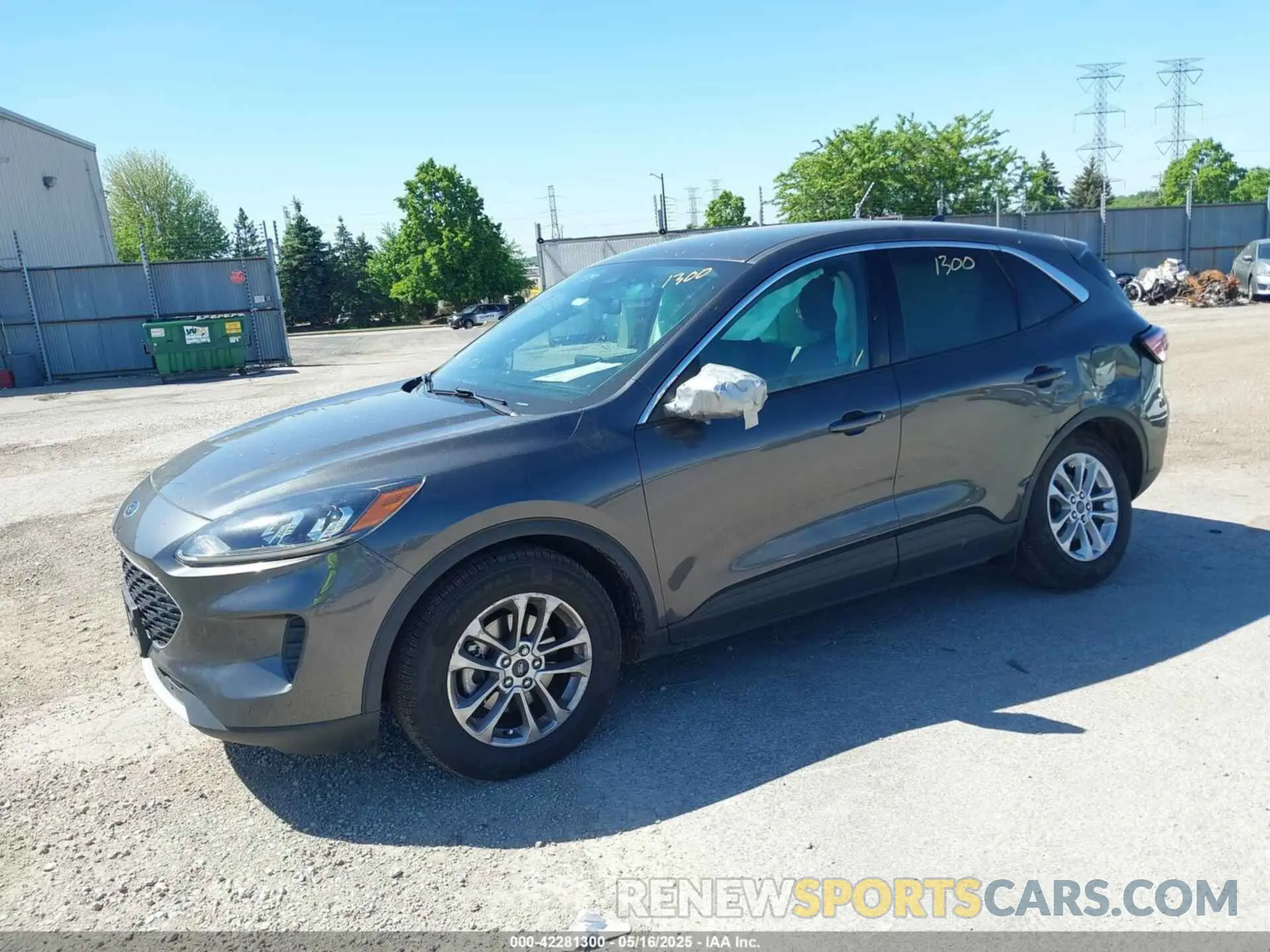2 Photograph of a damaged car 1FMCU0G64LUB96416 FORD ESCAPE 2020