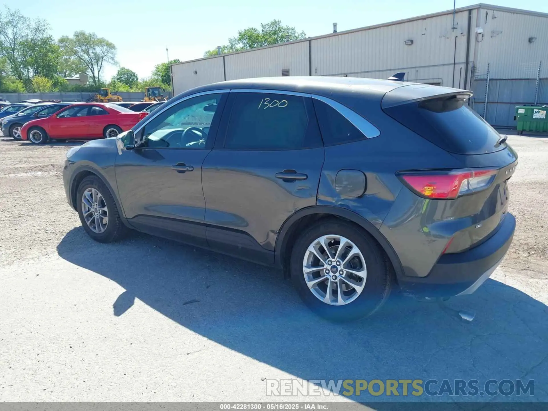 3 Photograph of a damaged car 1FMCU0G64LUB96416 FORD ESCAPE 2020