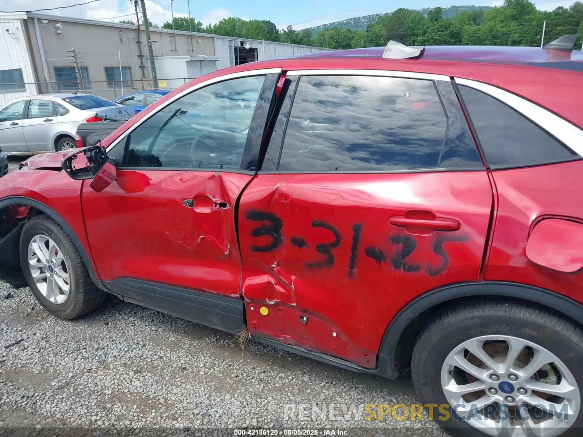 13 Photograph of a damaged car 1FMCU0G64LUC05485 FORD ESCAPE 2020