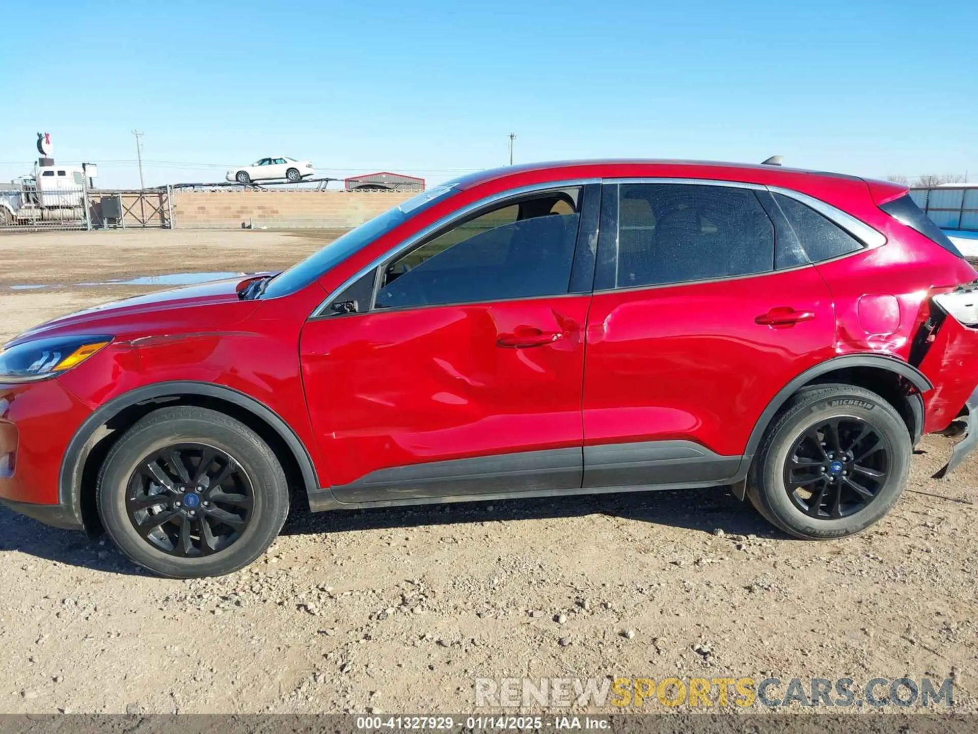 6 Photograph of a damaged car 1FMCU0G64LUC37935 FORD ESCAPE 2020