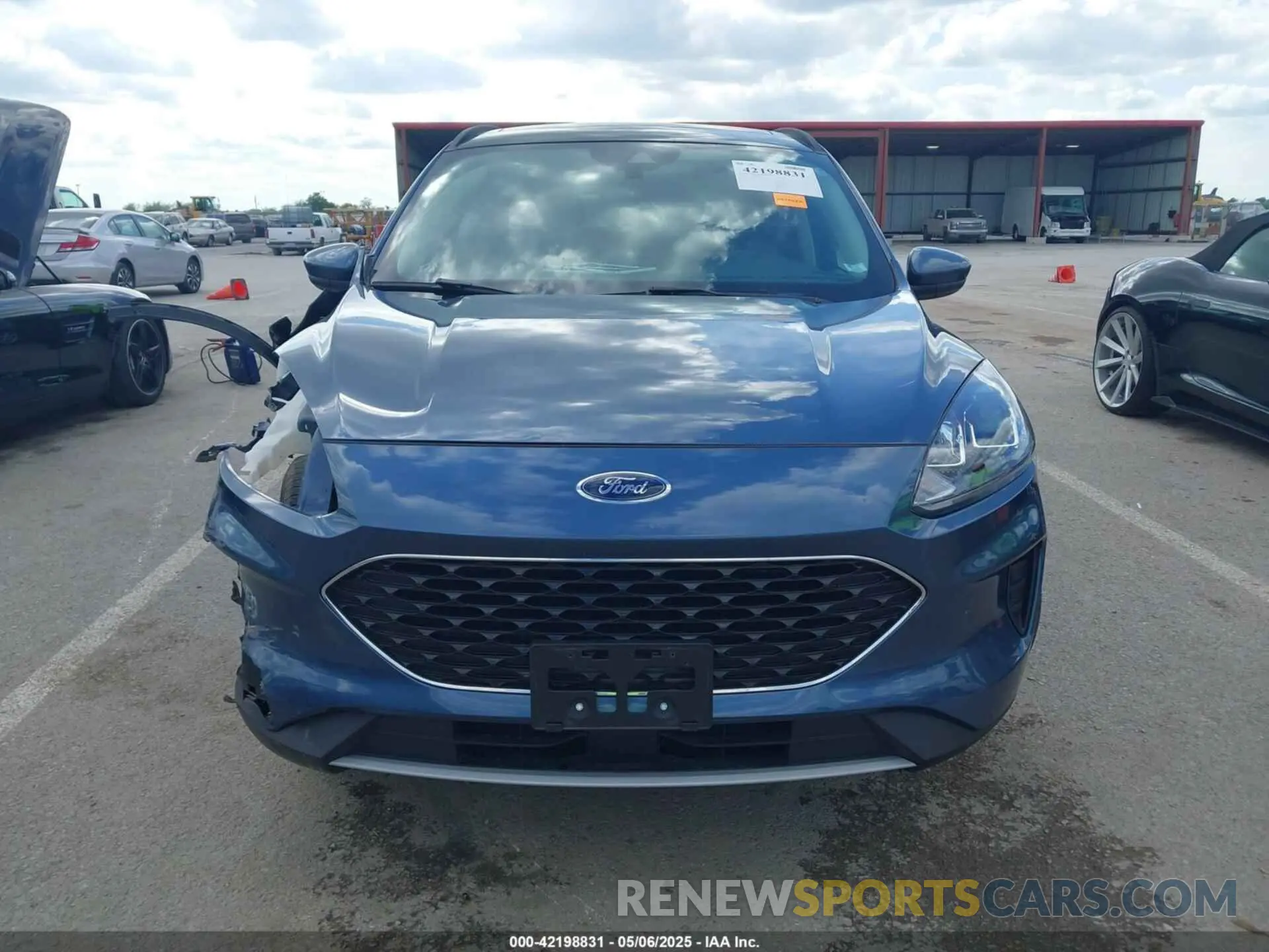 13 Photograph of a damaged car 1FMCU0G64LUC77514 FORD ESCAPE 2020