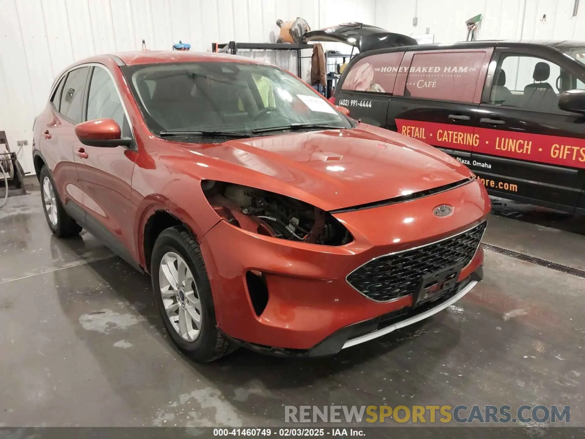 6 Photograph of a damaged car 1FMCU0G65LUA76737 FORD ESCAPE 2020