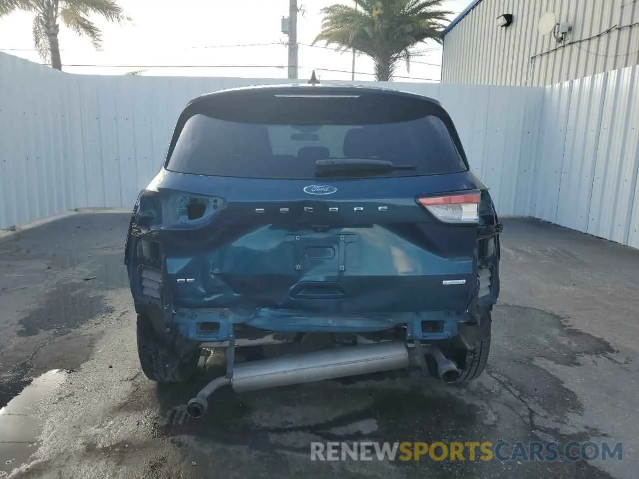 6 Photograph of a damaged car 1FMCU0G65LUA80495 FORD ESCAPE 2020