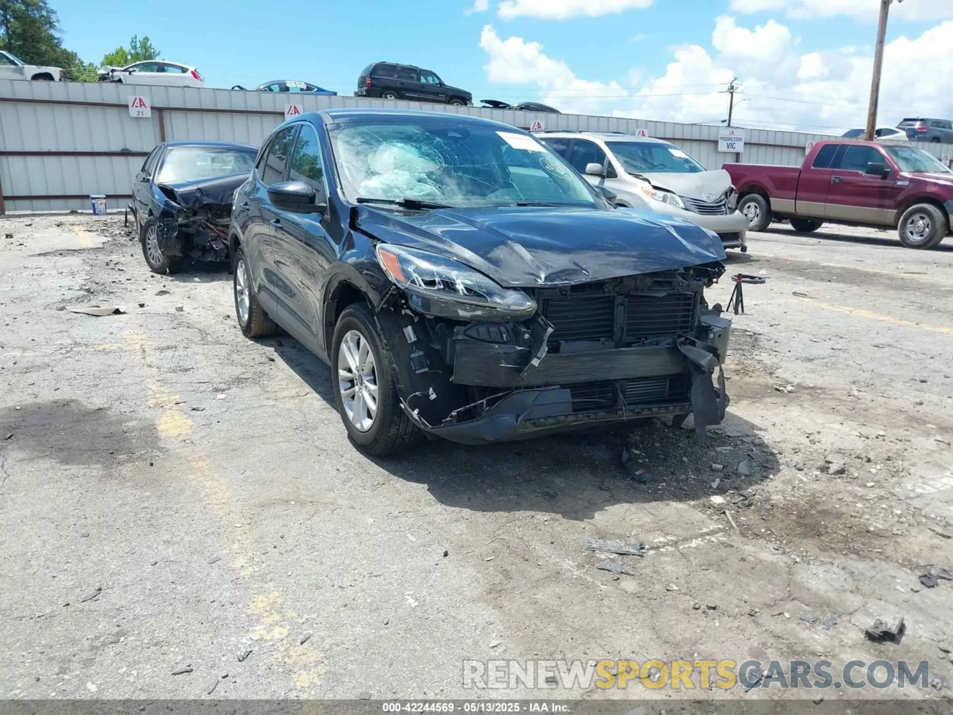 1 Photograph of a damaged car 1FMCU0G65LUA92260 FORD ESCAPE 2020