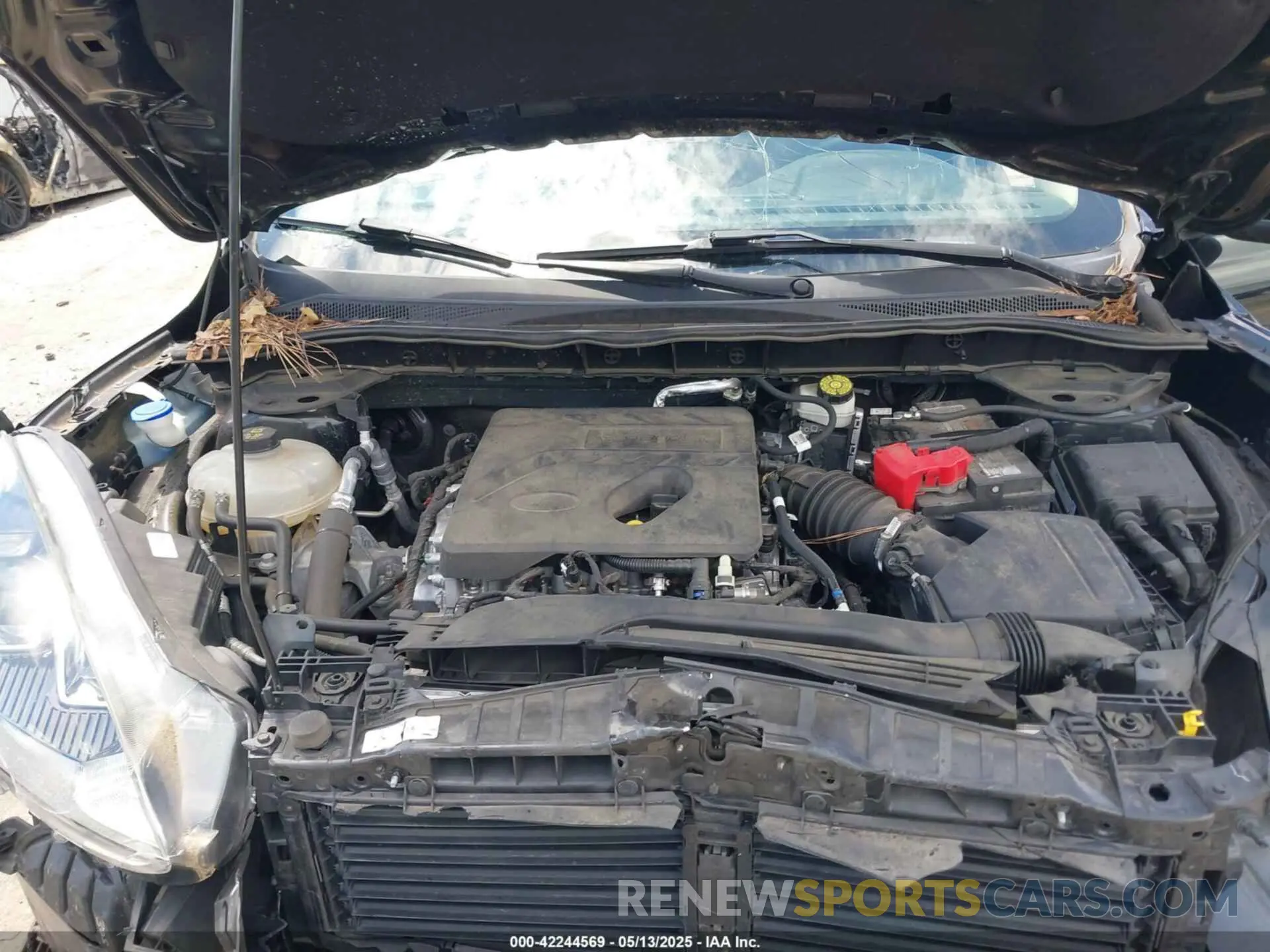 10 Photograph of a damaged car 1FMCU0G65LUA92260 FORD ESCAPE 2020