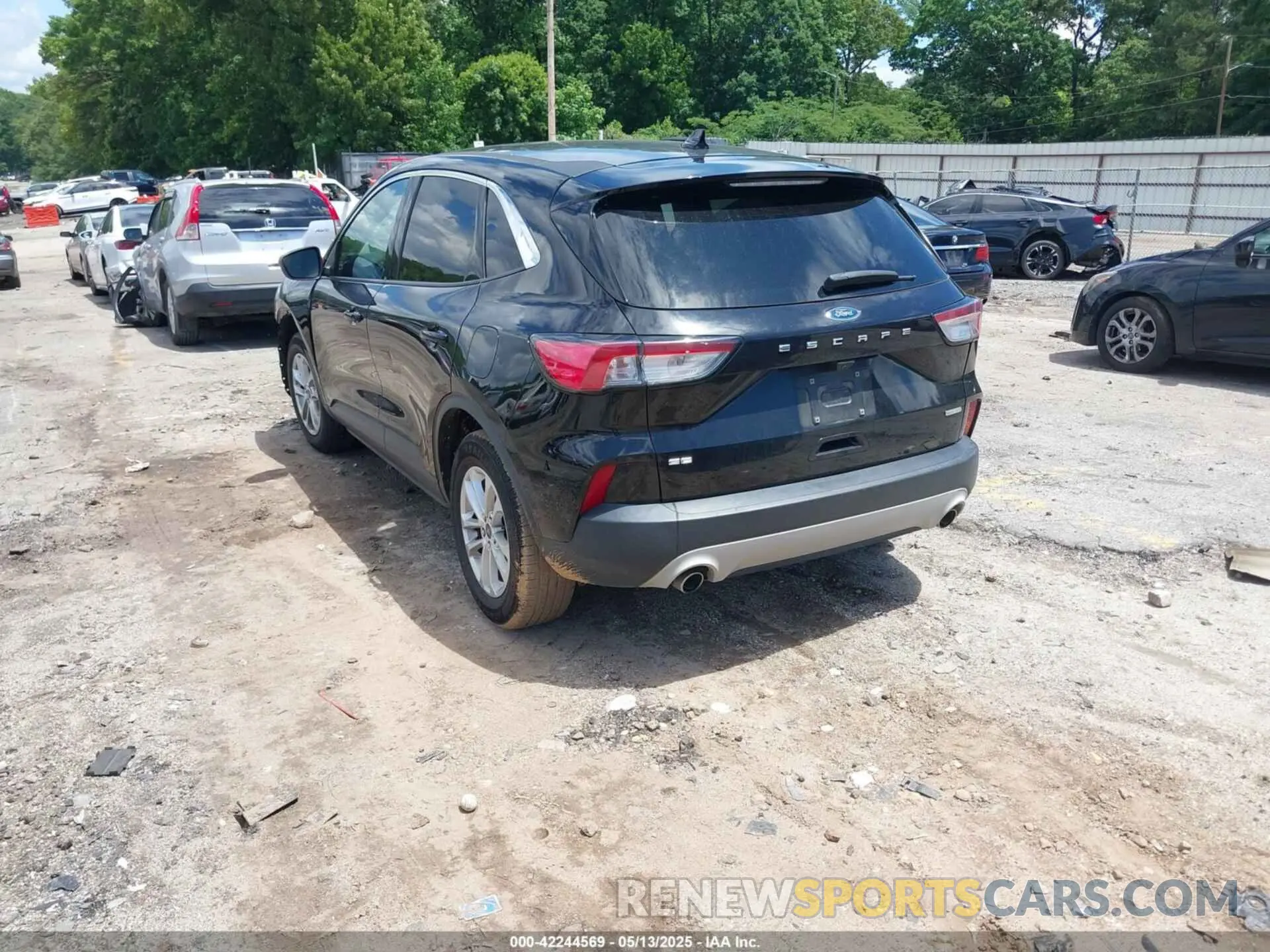 3 Photograph of a damaged car 1FMCU0G65LUA92260 FORD ESCAPE 2020