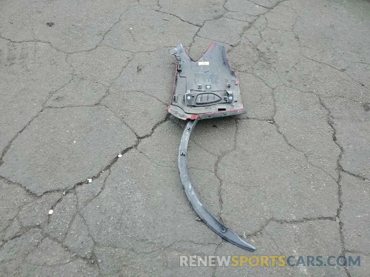 14 Photograph of a damaged car 1FMCU0G65LUB24205 FORD ESCAPE 2020