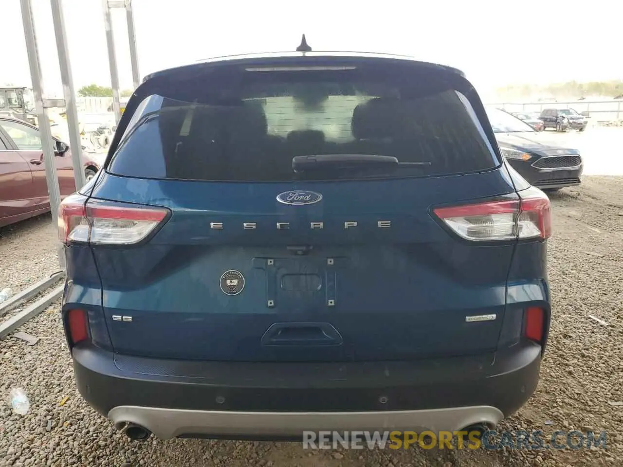 6 Photograph of a damaged car 1FMCU0G65LUB84016 FORD ESCAPE 2020
