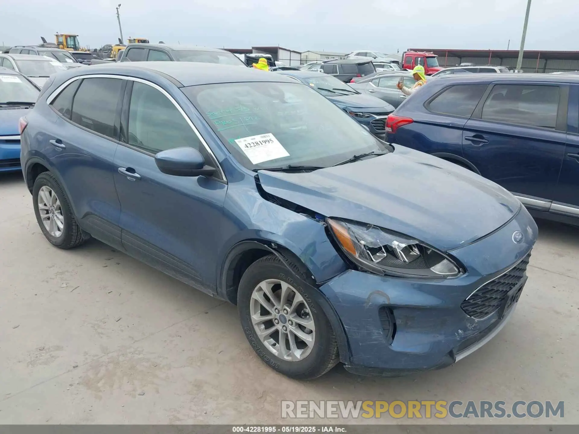 1 Photograph of a damaged car 1FMCU0G65LUC00263 FORD ESCAPE 2020
