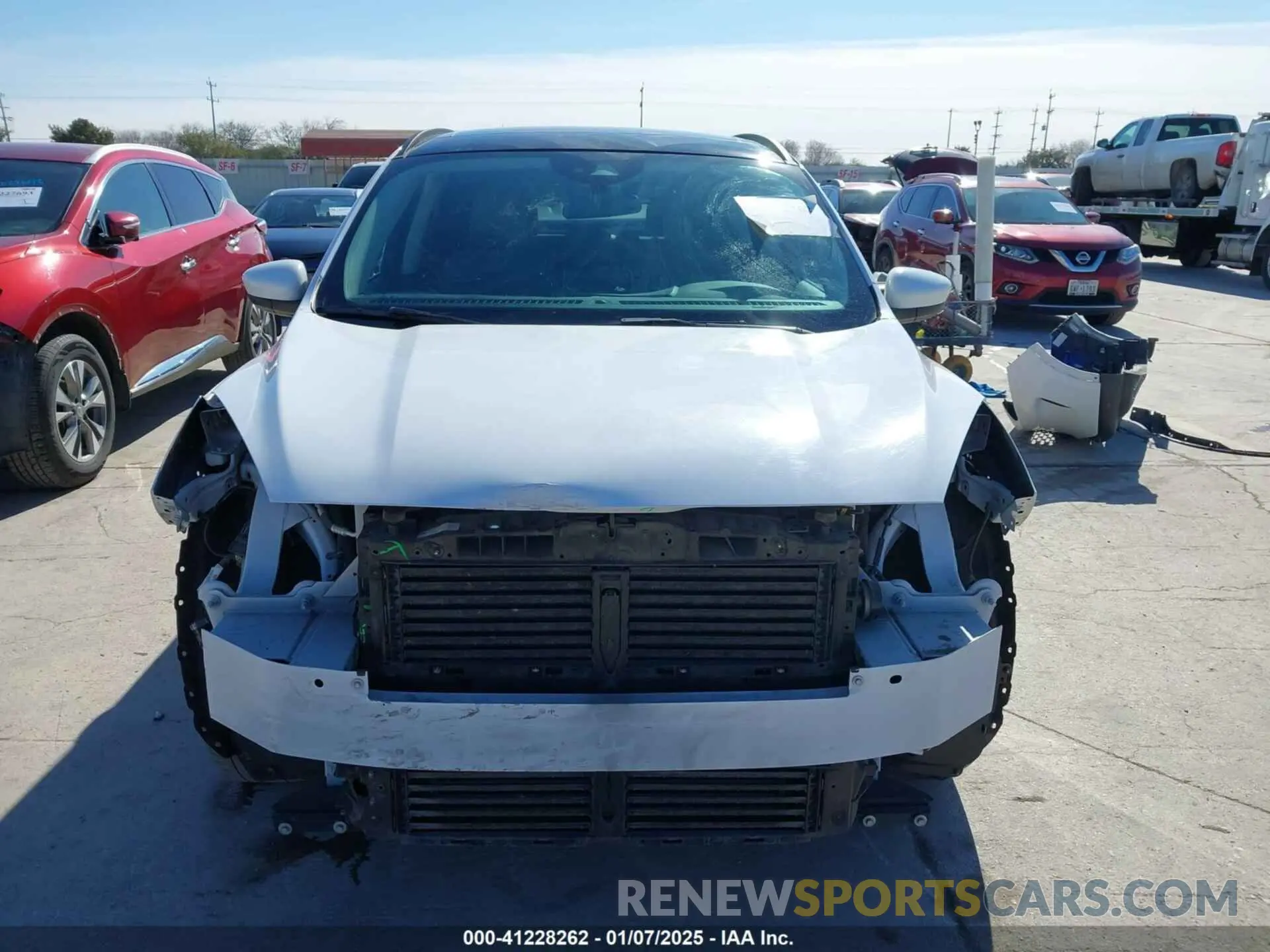 12 Photograph of a damaged car 1FMCU0G66LUA31581 FORD ESCAPE 2020