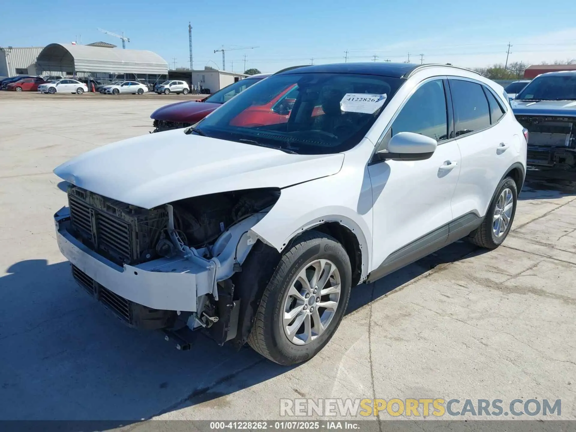 2 Photograph of a damaged car 1FMCU0G66LUA31581 FORD ESCAPE 2020