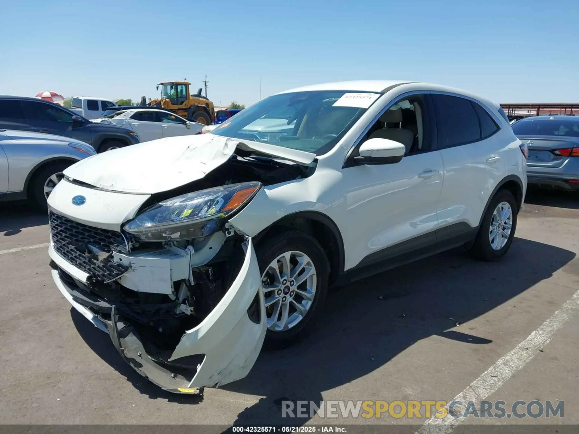 2 Photograph of a damaged car 1FMCU0G66LUA35694 FORD ESCAPE 2020