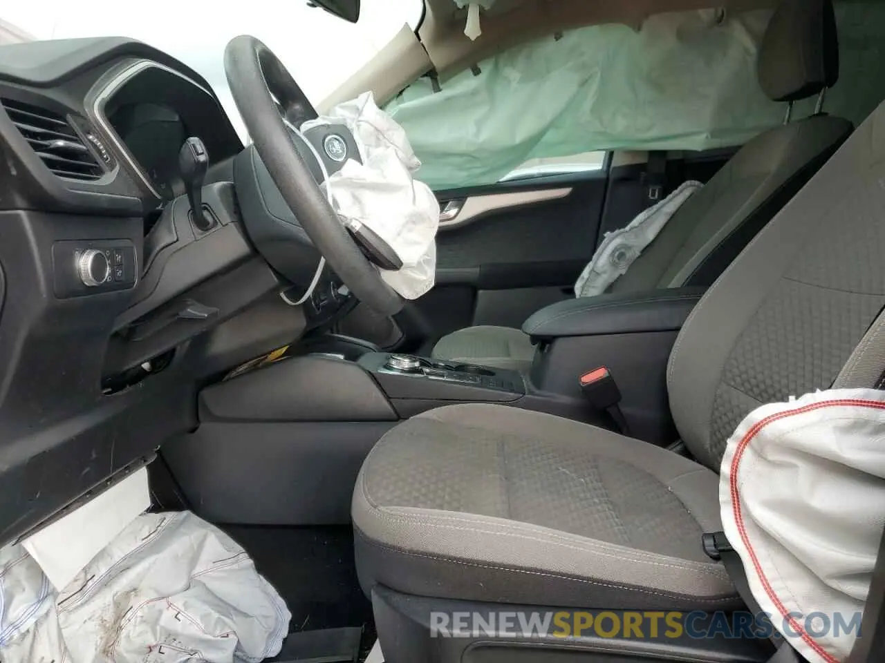 7 Photograph of a damaged car 1FMCU0G66LUB30482 FORD ESCAPE 2020