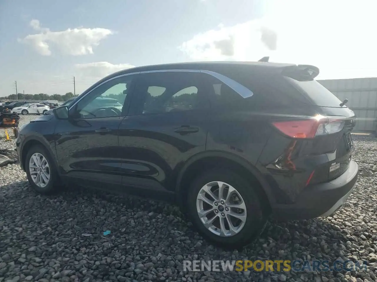2 Photograph of a damaged car 1FMCU0G66LUC39914 FORD ESCAPE 2020