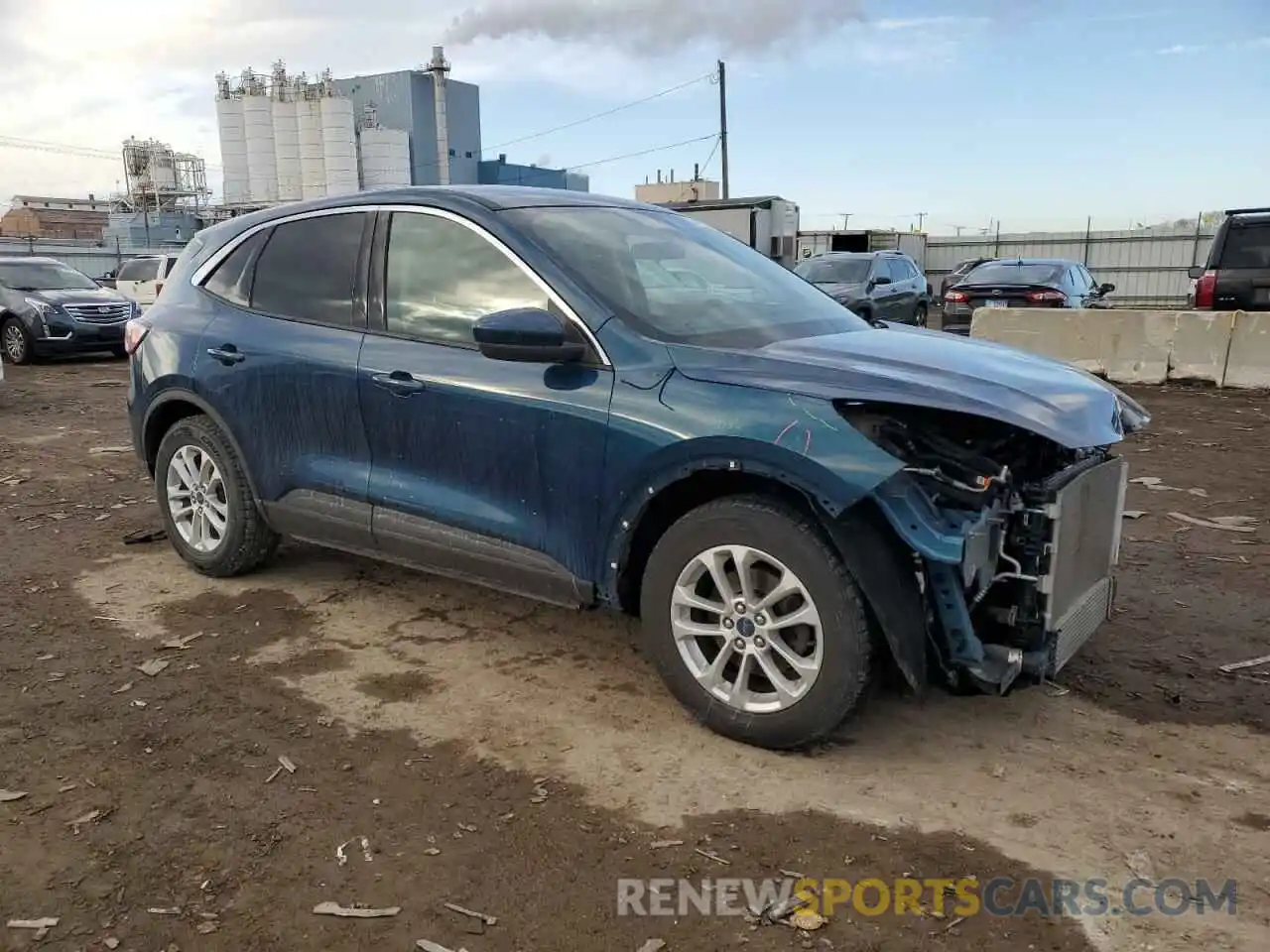 4 Photograph of a damaged car 1FMCU0G67LUA07709 FORD ESCAPE 2020