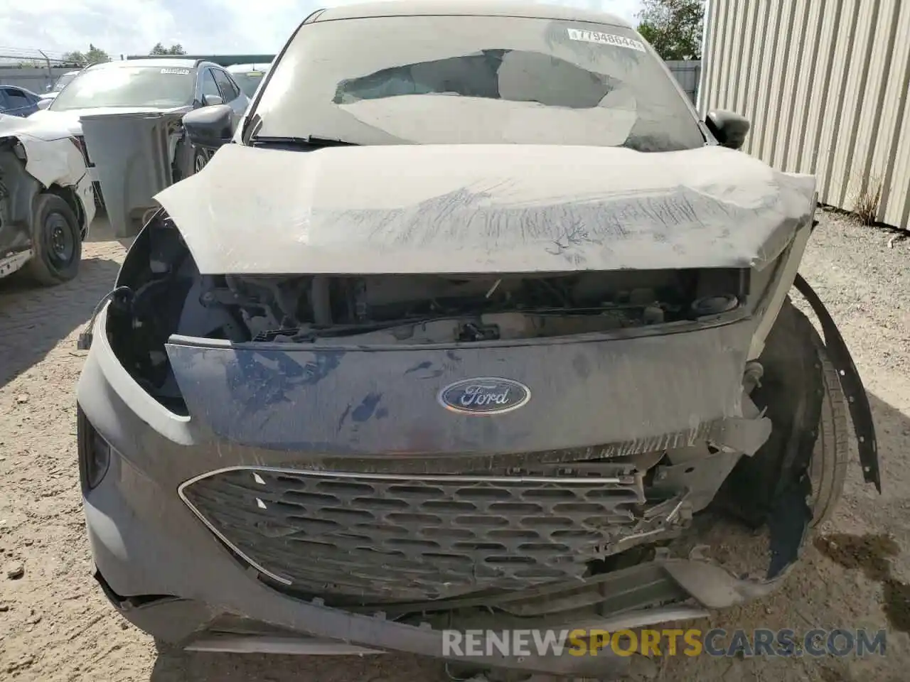 5 Photograph of a damaged car 1FMCU0G67LUB02299 FORD ESCAPE 2020