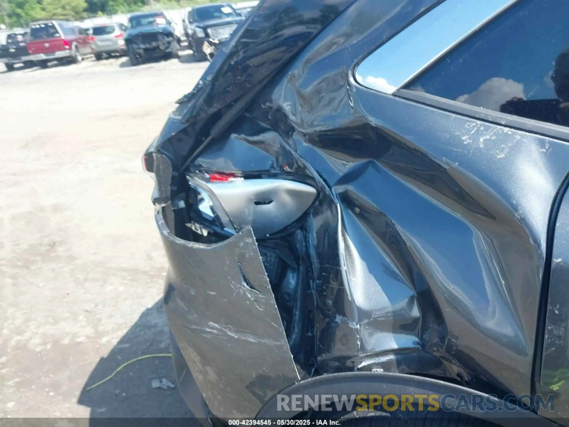 20 Photograph of a damaged car 1FMCU0G67LUB89685 FORD ESCAPE 2020