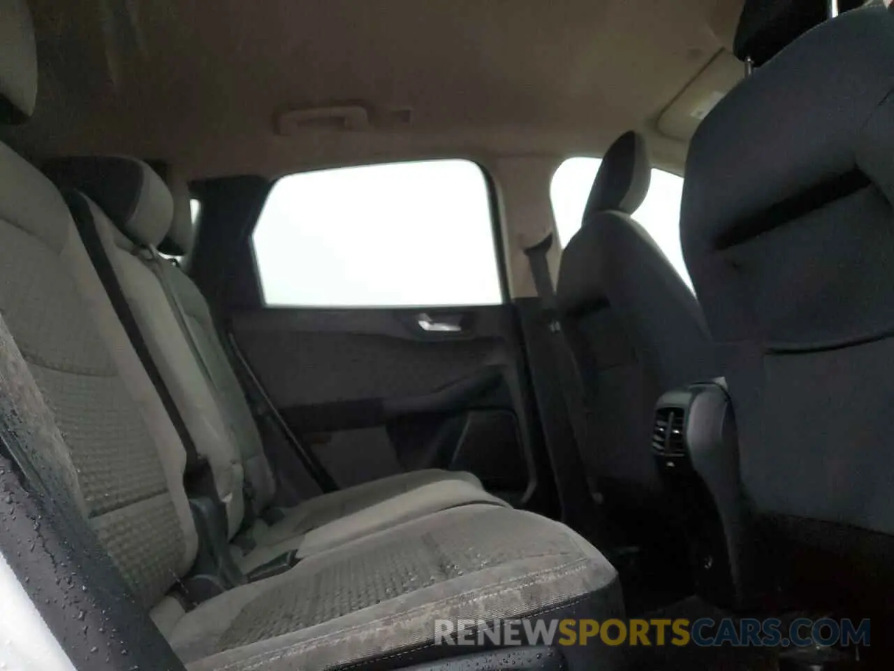 11 Photograph of a damaged car 1FMCU0G67LUB98614 FORD ESCAPE 2020