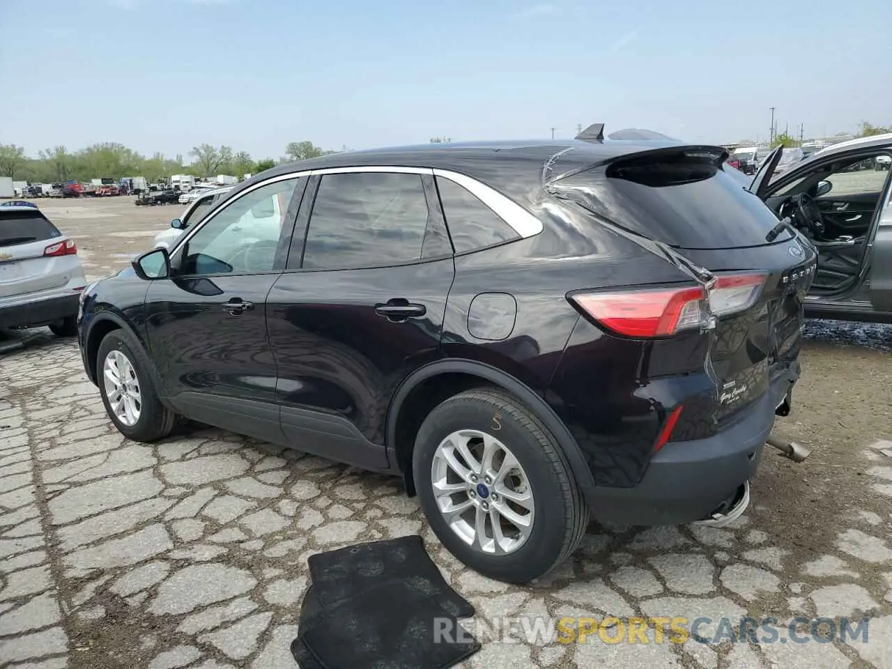 2 Photograph of a damaged car 1FMCU0G67LUC31708 FORD ESCAPE 2020