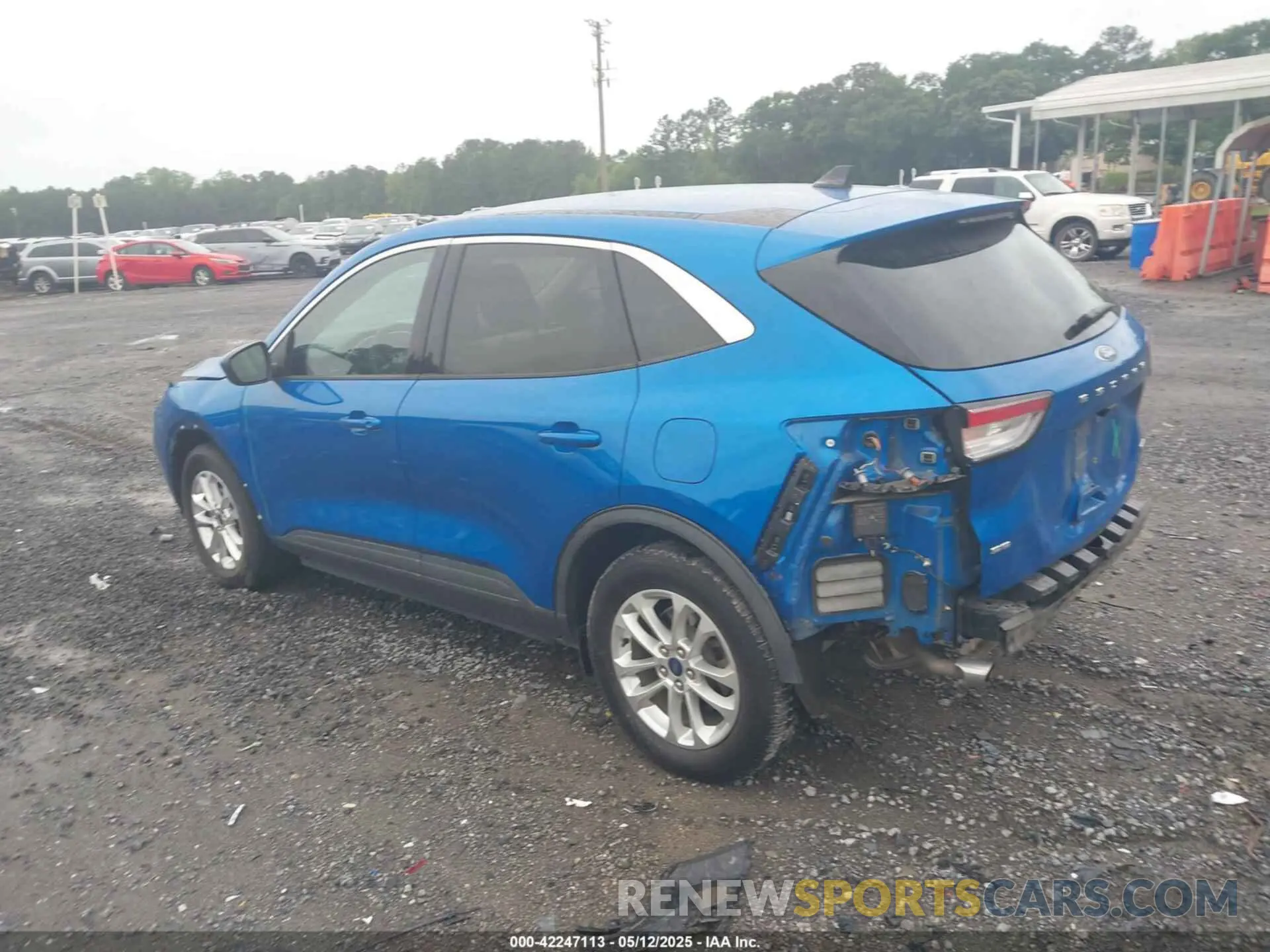 3 Photograph of a damaged car 1FMCU0G67LUC37461 FORD ESCAPE 2020