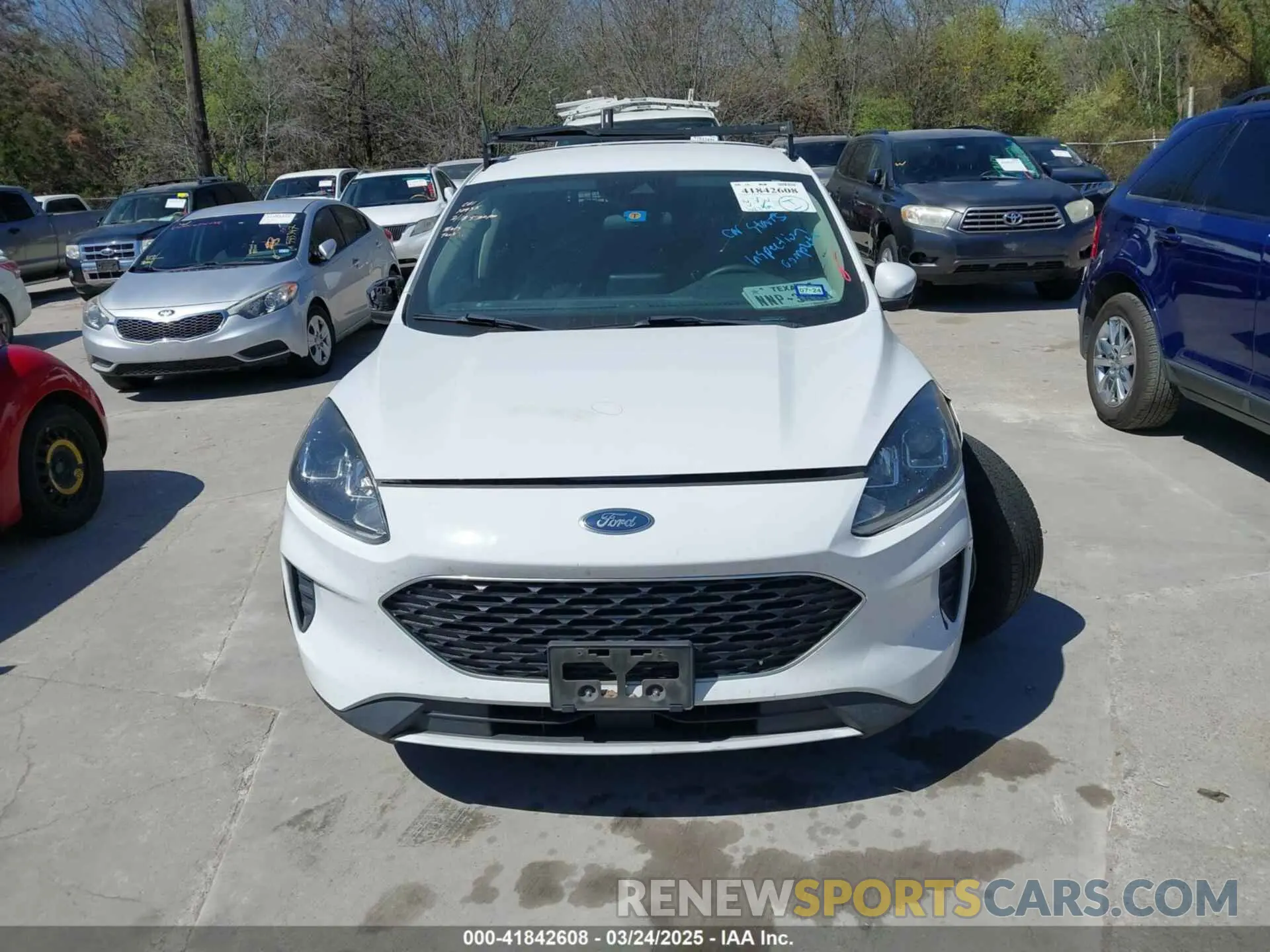 12 Photograph of a damaged car 1FMCU0G68LUB44688 FORD ESCAPE 2020