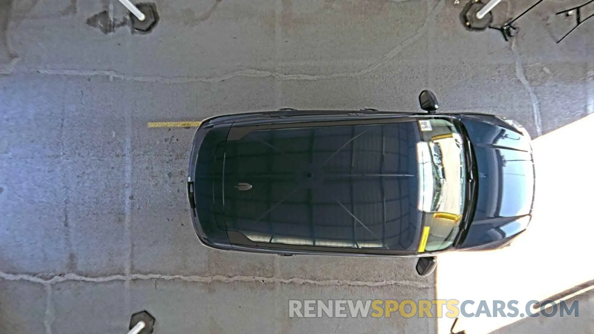 18 Photograph of a damaged car 1FMCU0G68LUB45078 FORD ESCAPE 2020
