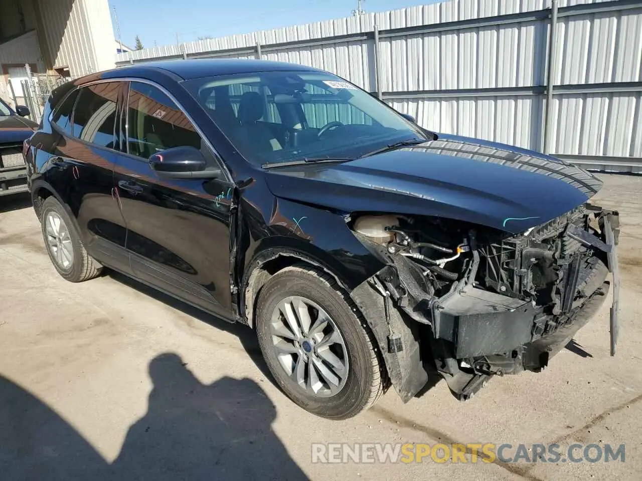 4 Photograph of a damaged car 1FMCU0G68LUB55755 FORD ESCAPE 2020