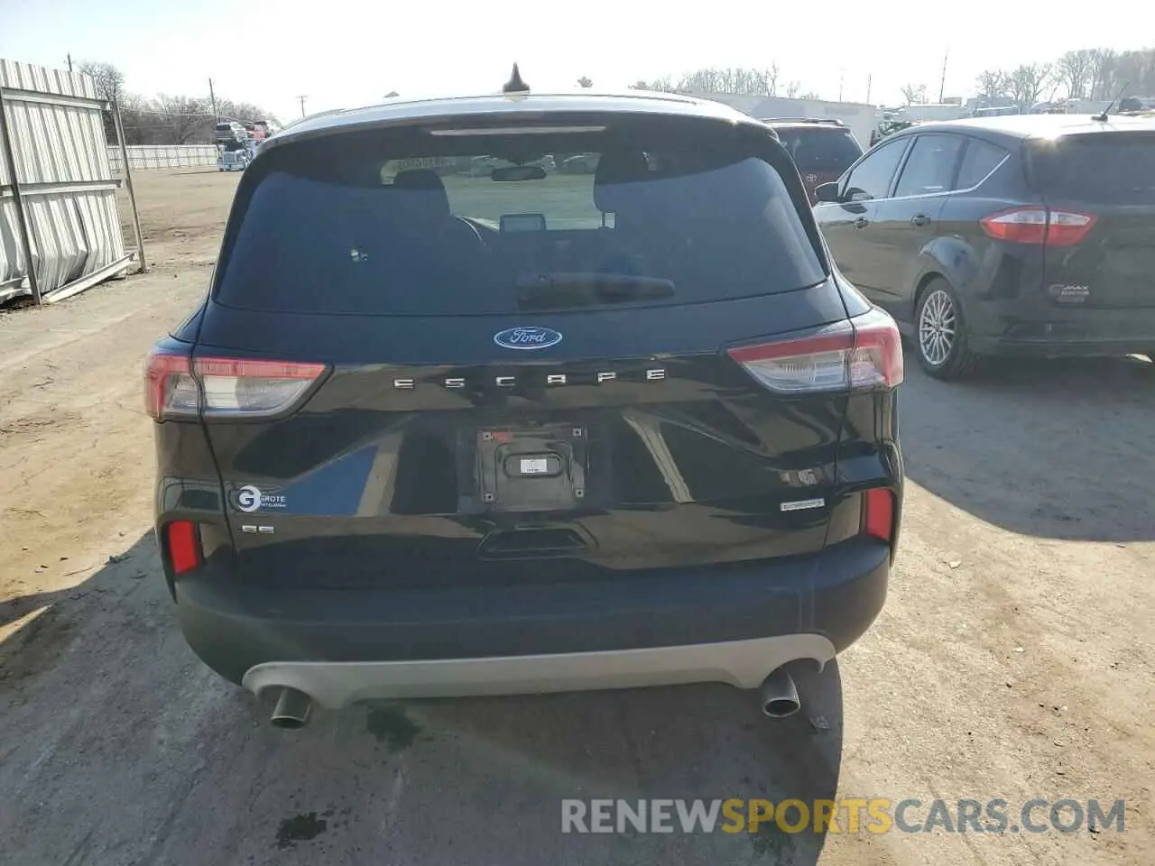 6 Photograph of a damaged car 1FMCU0G68LUB55755 FORD ESCAPE 2020