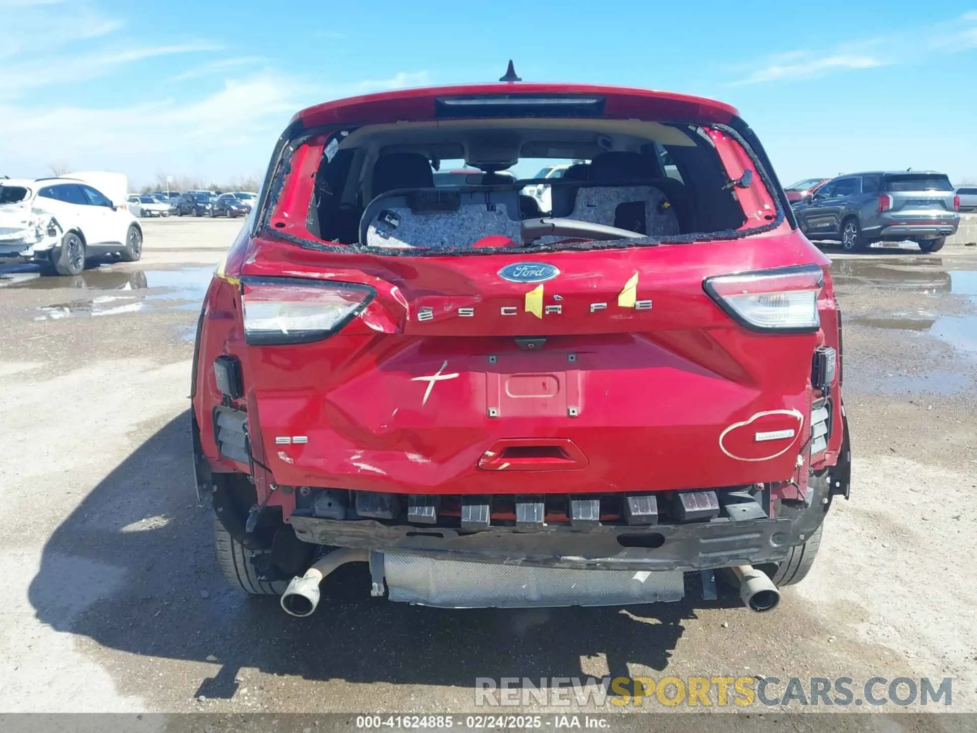 16 Photograph of a damaged car 1FMCU0G69LUA54045 FORD ESCAPE 2020