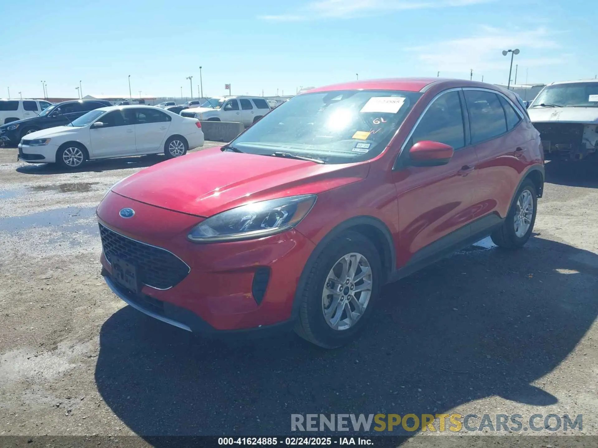 2 Photograph of a damaged car 1FMCU0G69LUA54045 FORD ESCAPE 2020