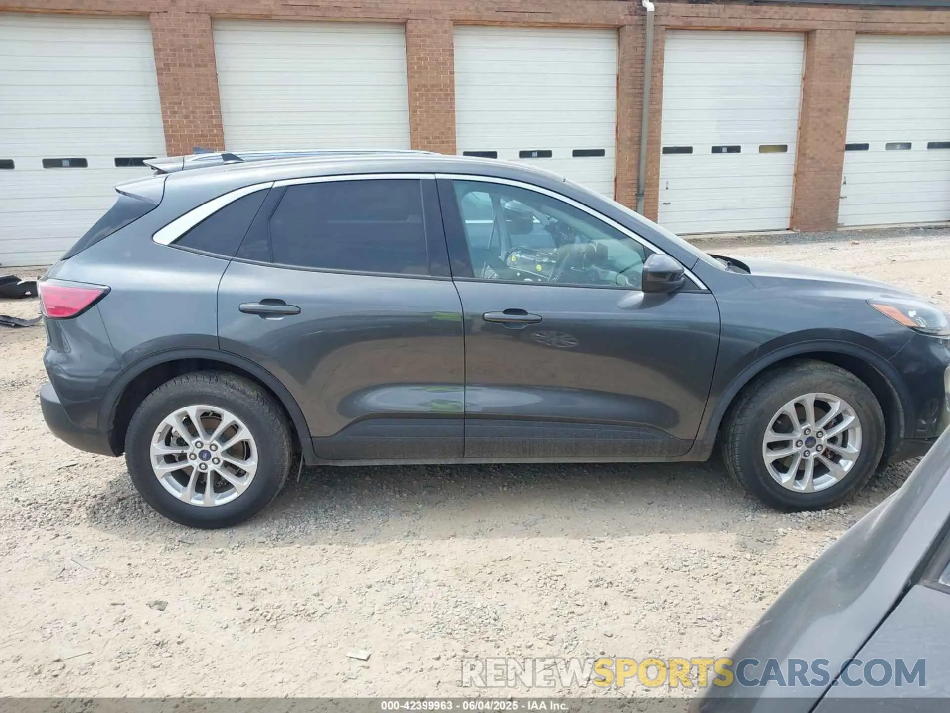 12 Photograph of a damaged car 1FMCU0G69LUA67782 FORD ESCAPE 2020