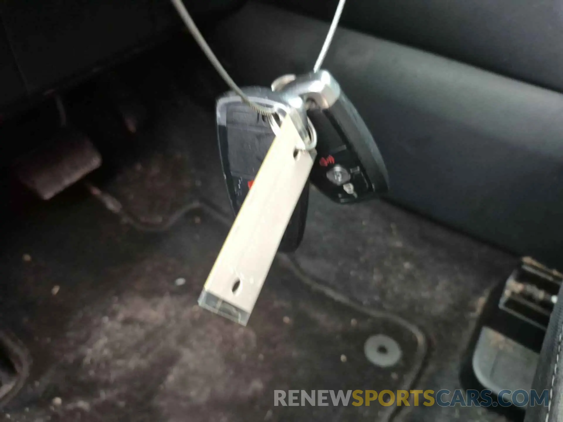 14 Photograph of a damaged car 1FMCU0G69LUA82489 FORD ESCAPE 2020