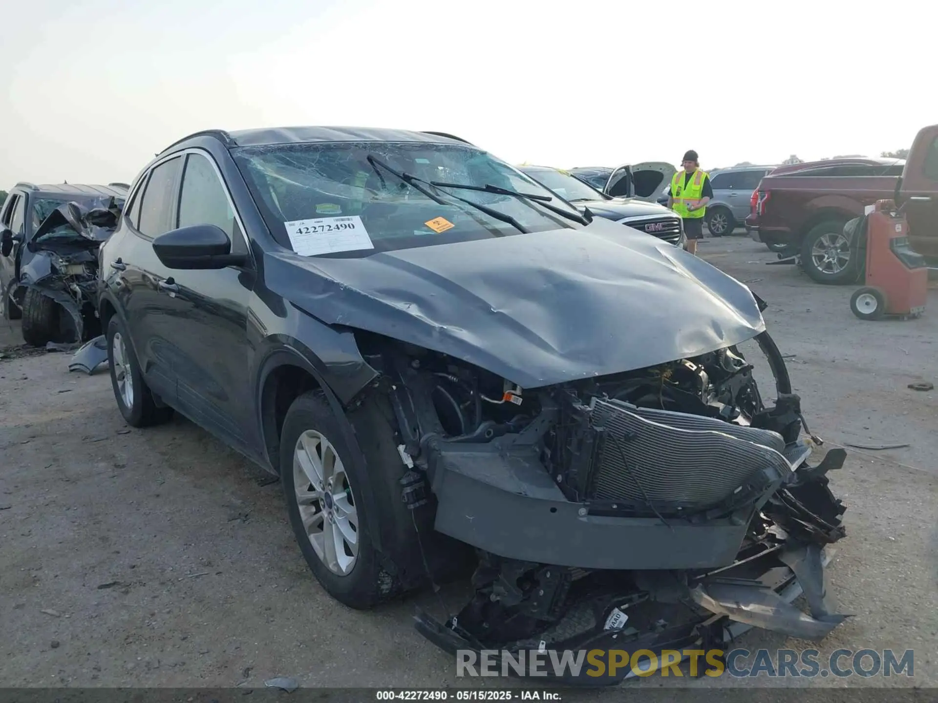 1 Photograph of a damaged car 1FMCU0G69LUA92312 FORD ESCAPE 2020