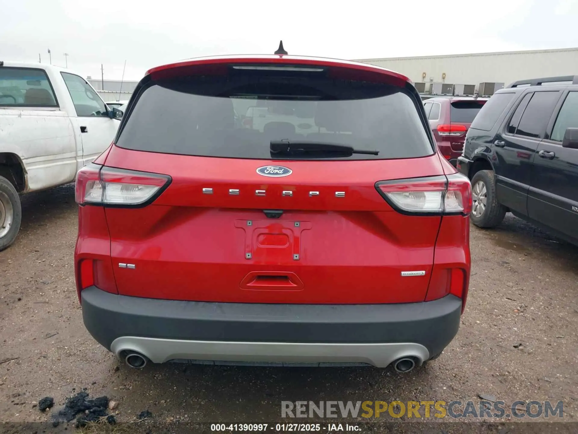 16 Photograph of a damaged car 1FMCU0G69LUB02336 FORD ESCAPE 2020