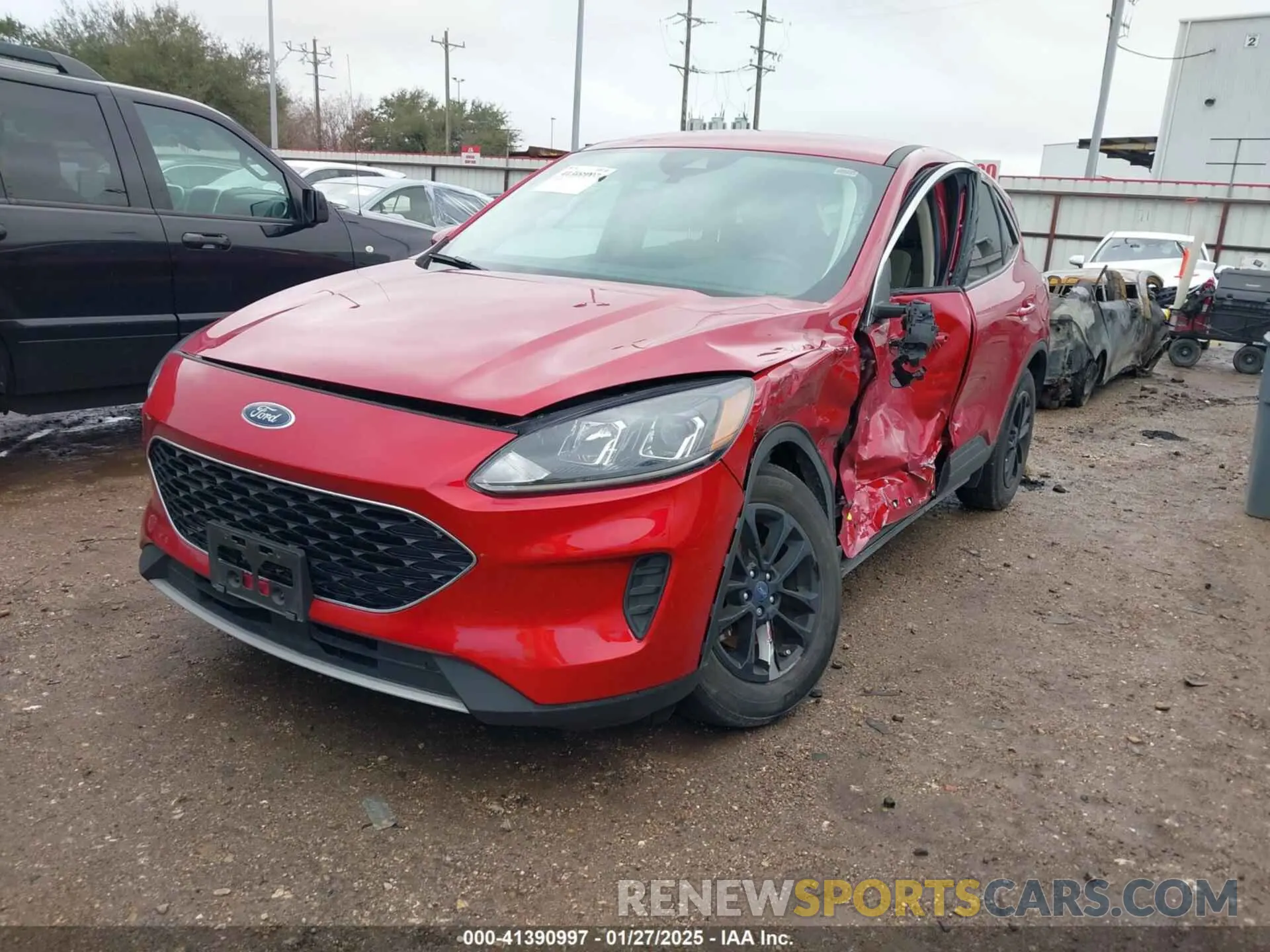 2 Photograph of a damaged car 1FMCU0G69LUB02336 FORD ESCAPE 2020