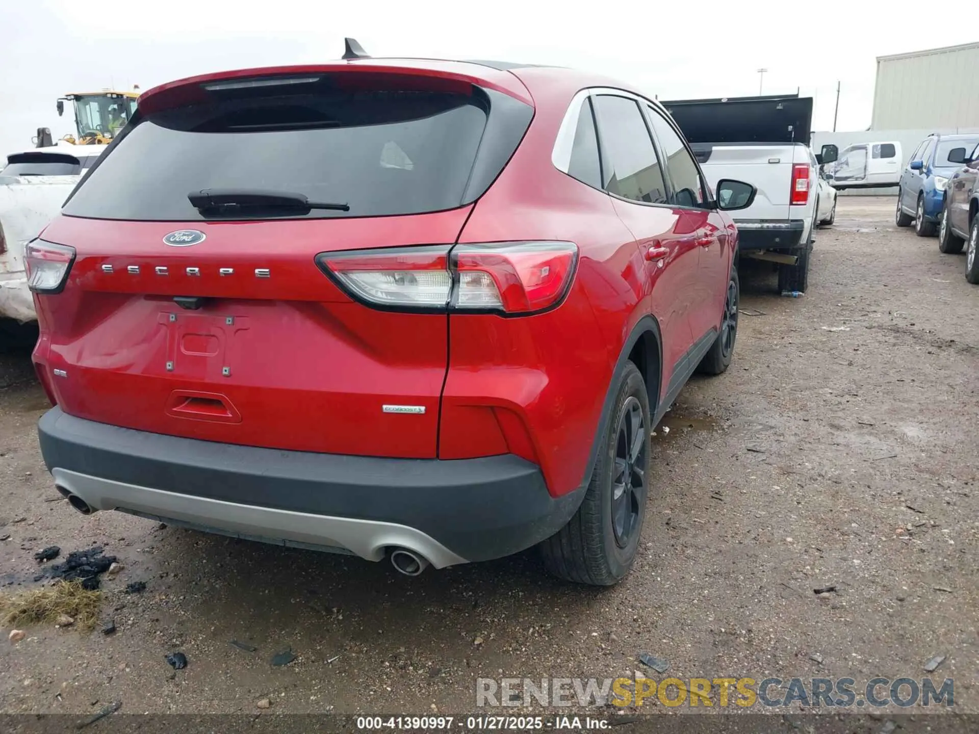 4 Photograph of a damaged car 1FMCU0G69LUB02336 FORD ESCAPE 2020