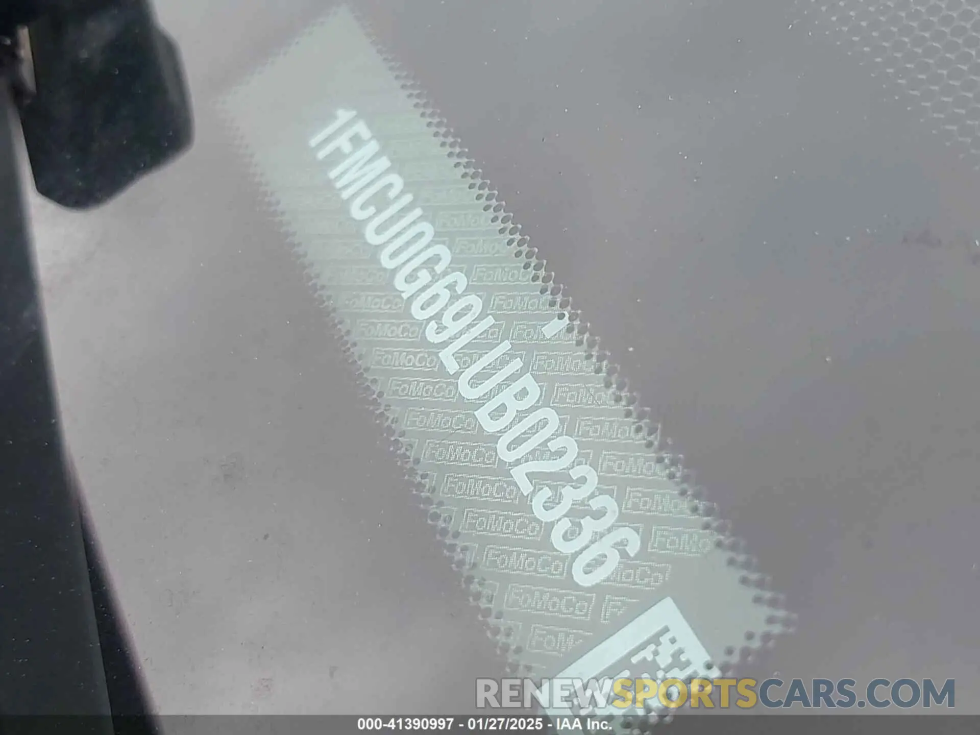 9 Photograph of a damaged car 1FMCU0G69LUB02336 FORD ESCAPE 2020
