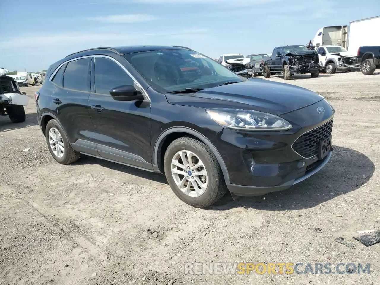 4 Photograph of a damaged car 1FMCU0G69LUB30315 FORD ESCAPE 2020