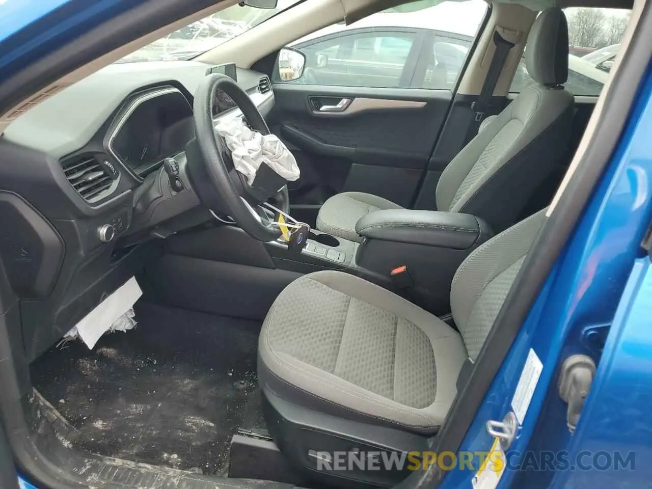 7 Photograph of a damaged car 1FMCU0G69LUC06602 FORD ESCAPE 2020