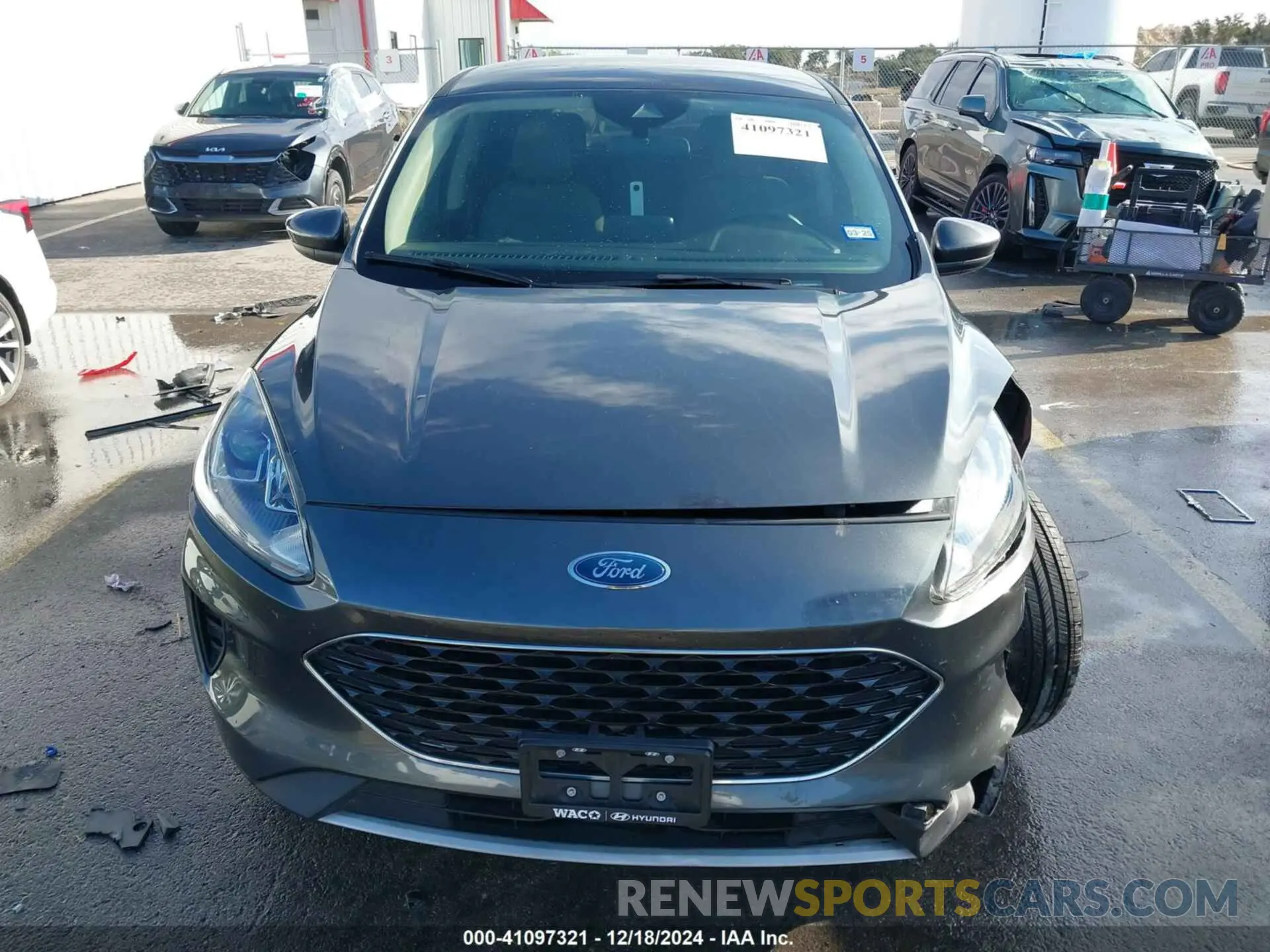 12 Photograph of a damaged car 1FMCU0G6XLUB23969 FORD ESCAPE 2020
