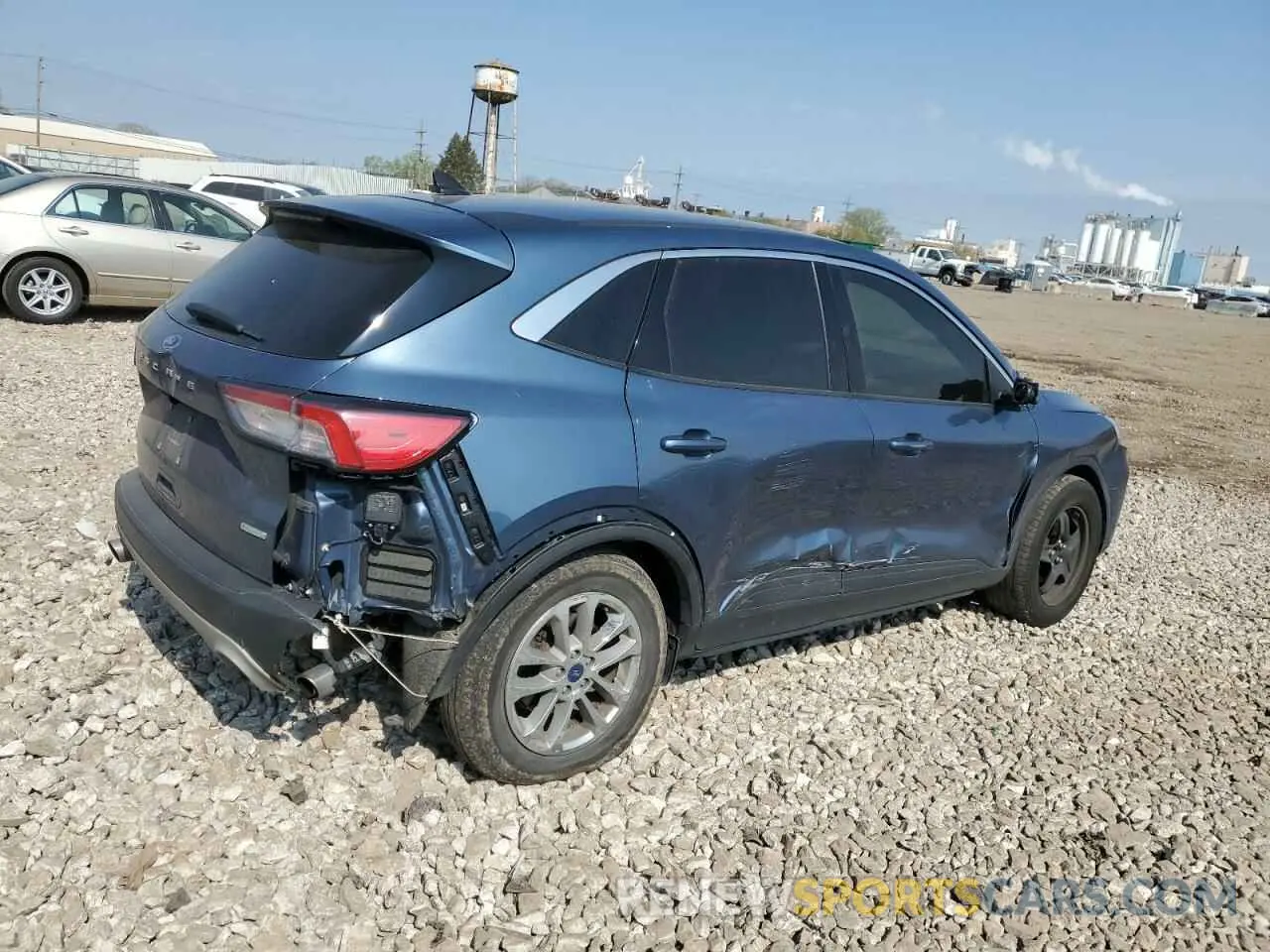 3 Photograph of a damaged car 1FMCU0G6XLUC13106 FORD ESCAPE 2020