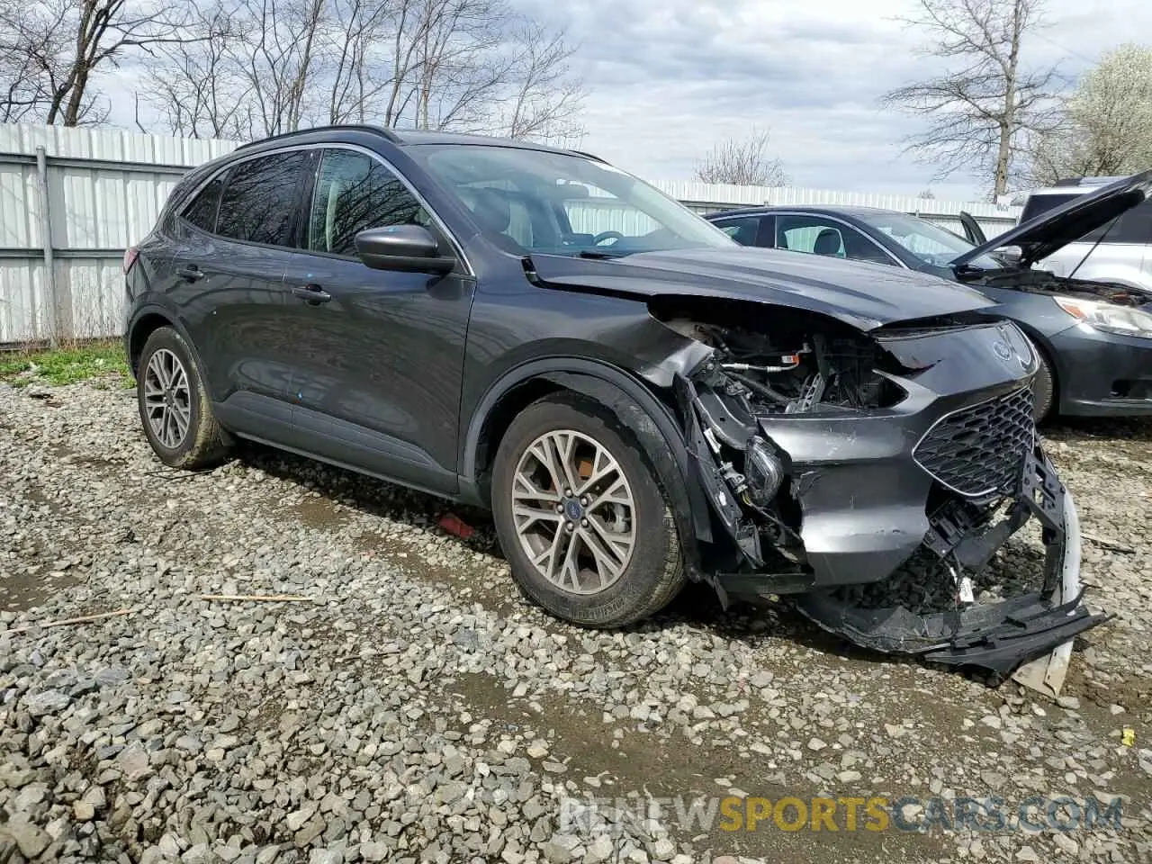 4 Photograph of a damaged car 1FMCU0H60LUA20848 FORD ESCAPE 2020