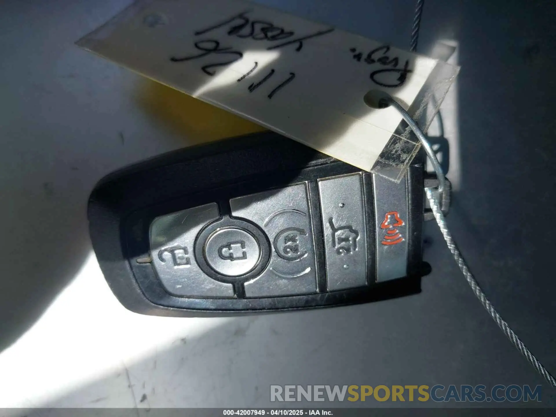 11 Photograph of a damaged car 1FMCU0H60LUB45316 FORD ESCAPE 2020